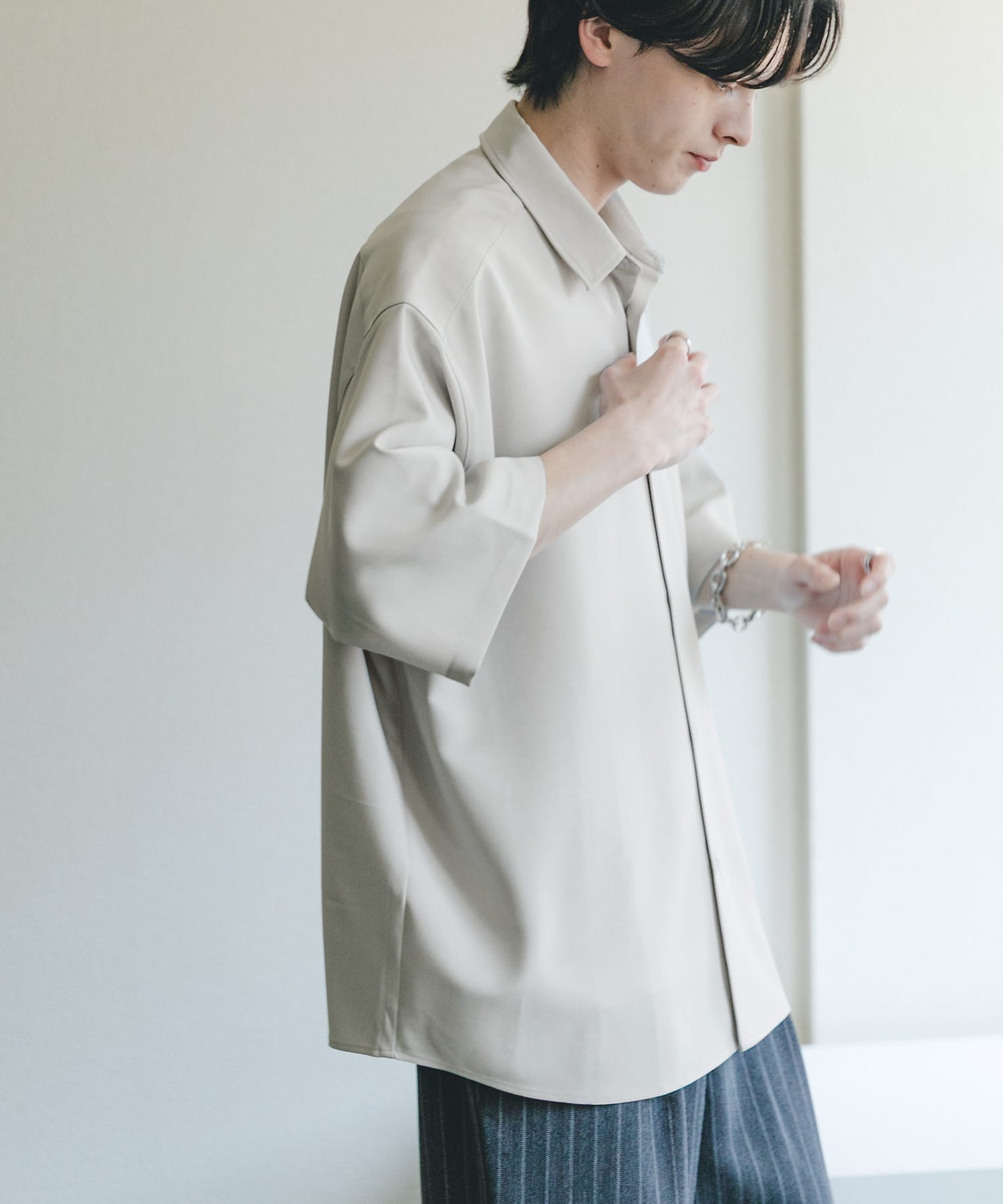 エクストラルーズショートスリーブシャツ