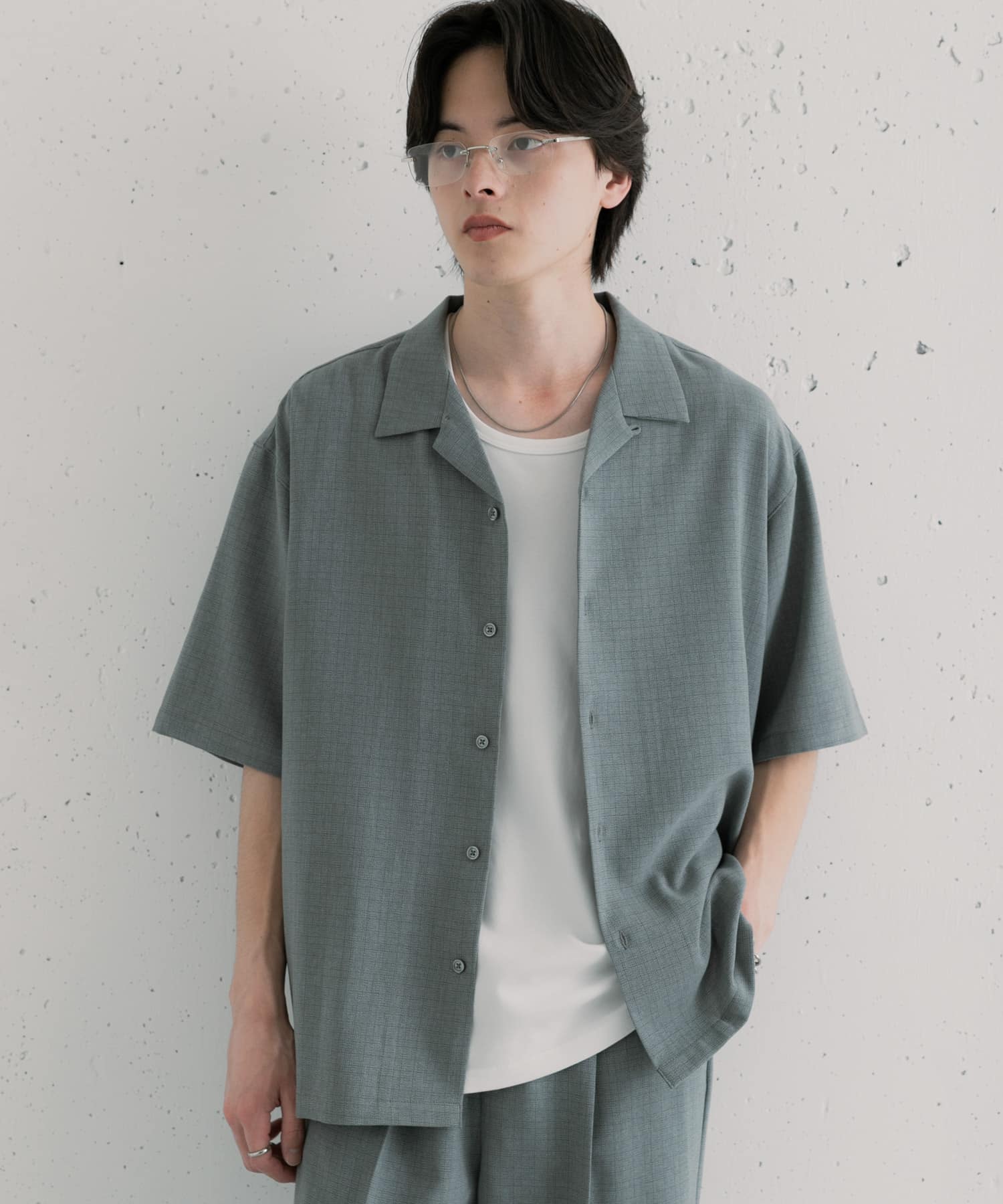 KHAKI