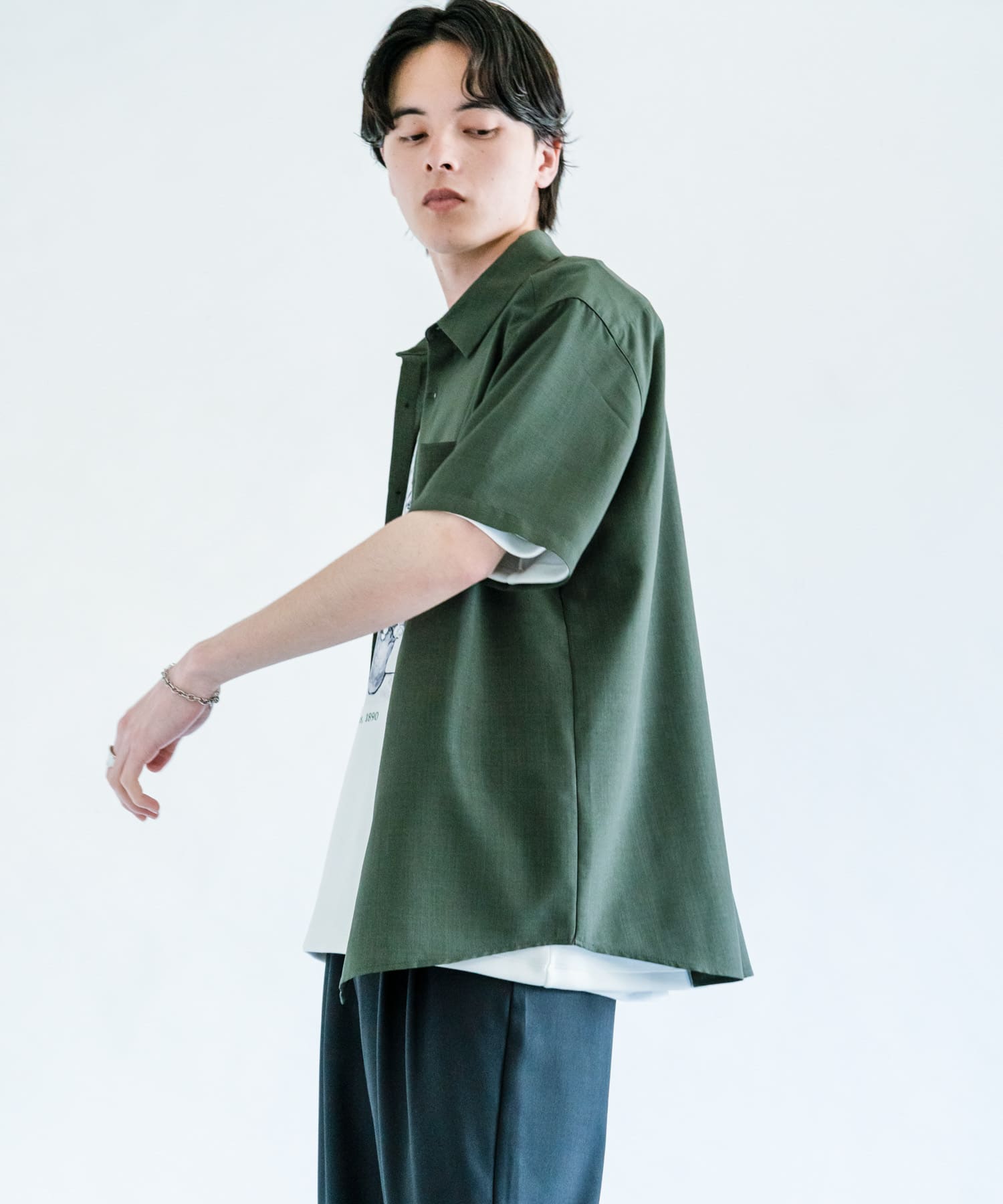 GREEN