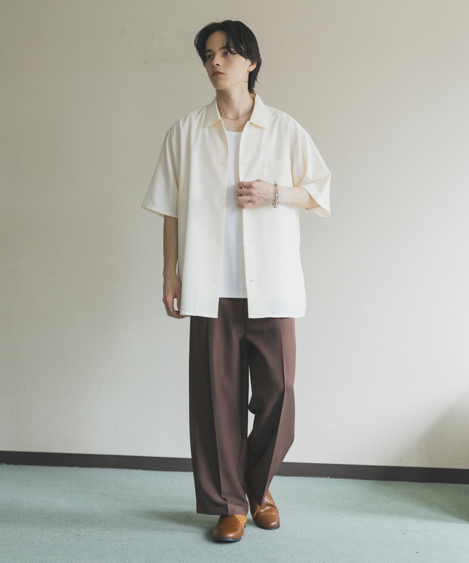 IVORY