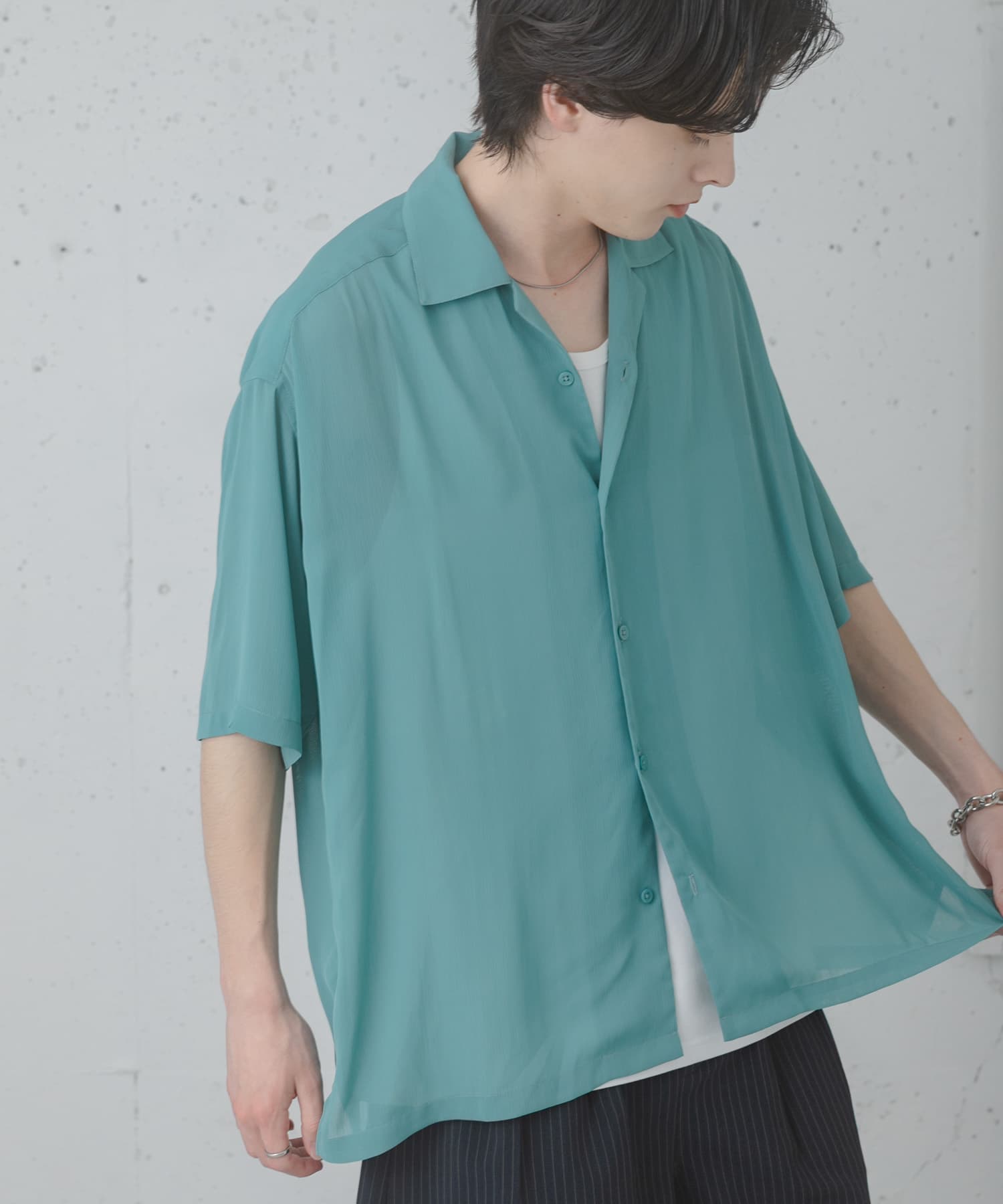 GREEN
