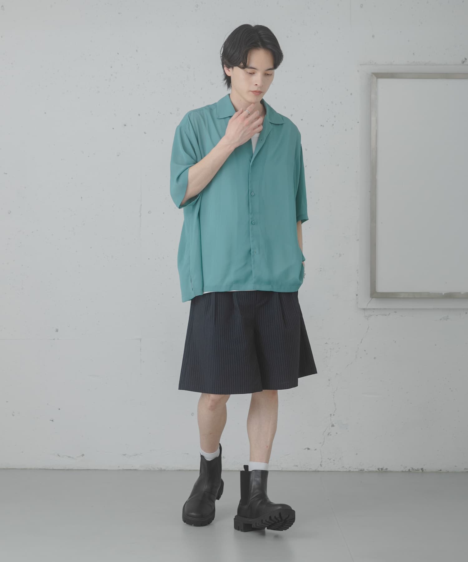 GREEN