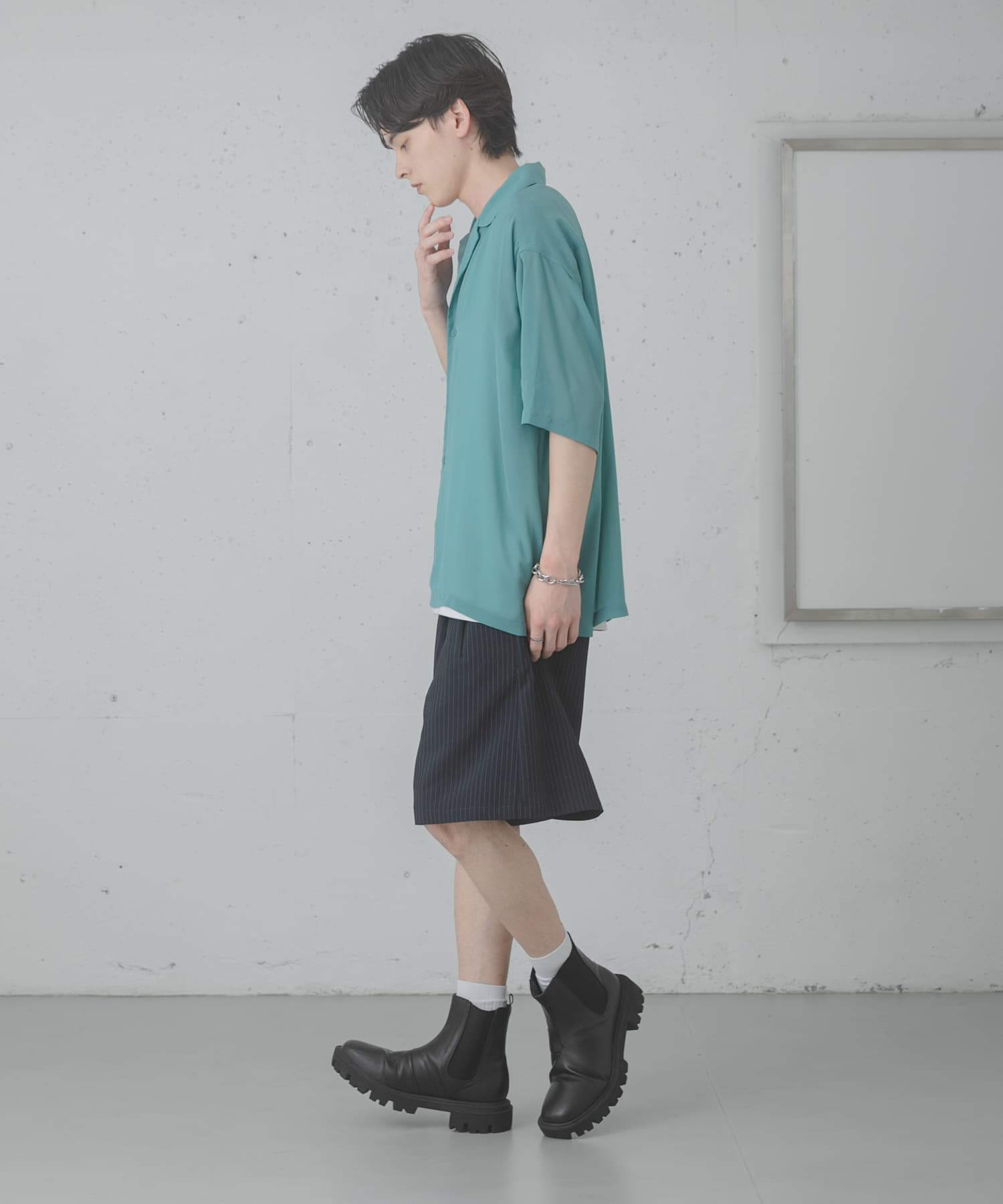 GREEN