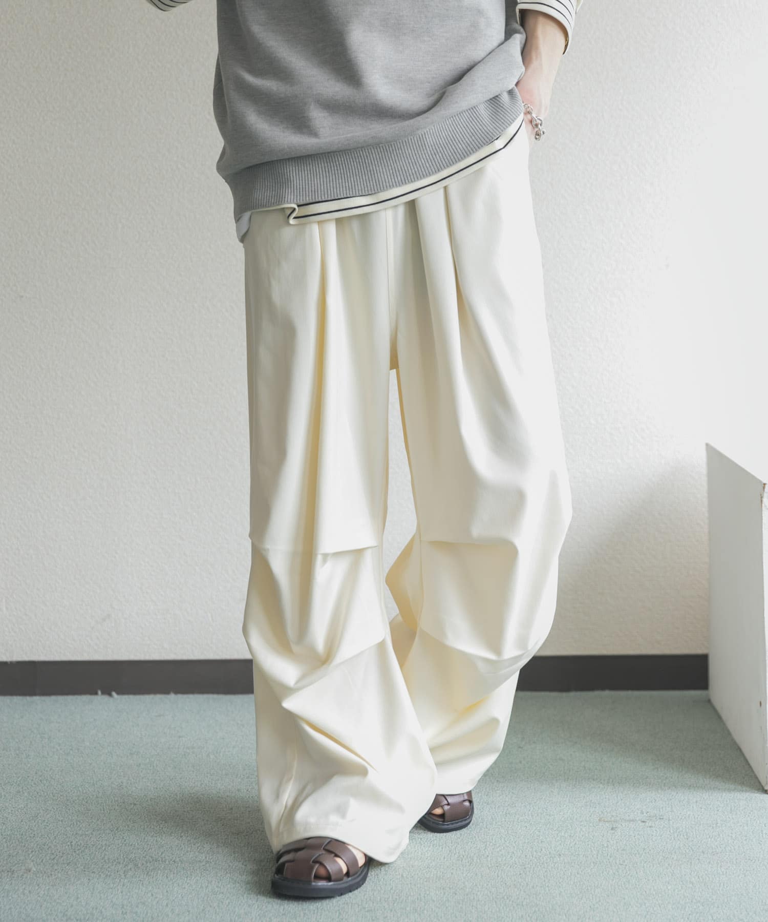IVORY