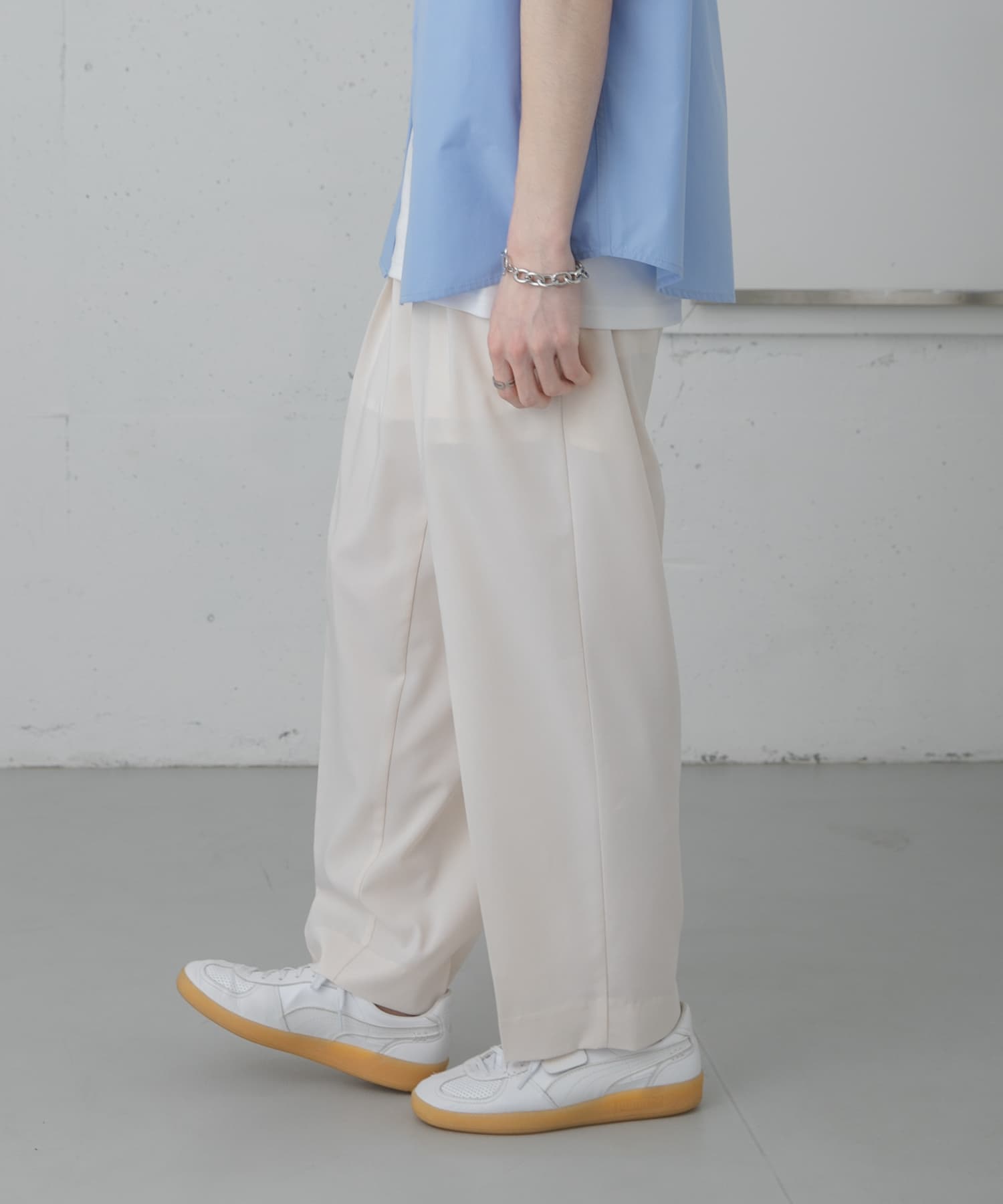 IVORY