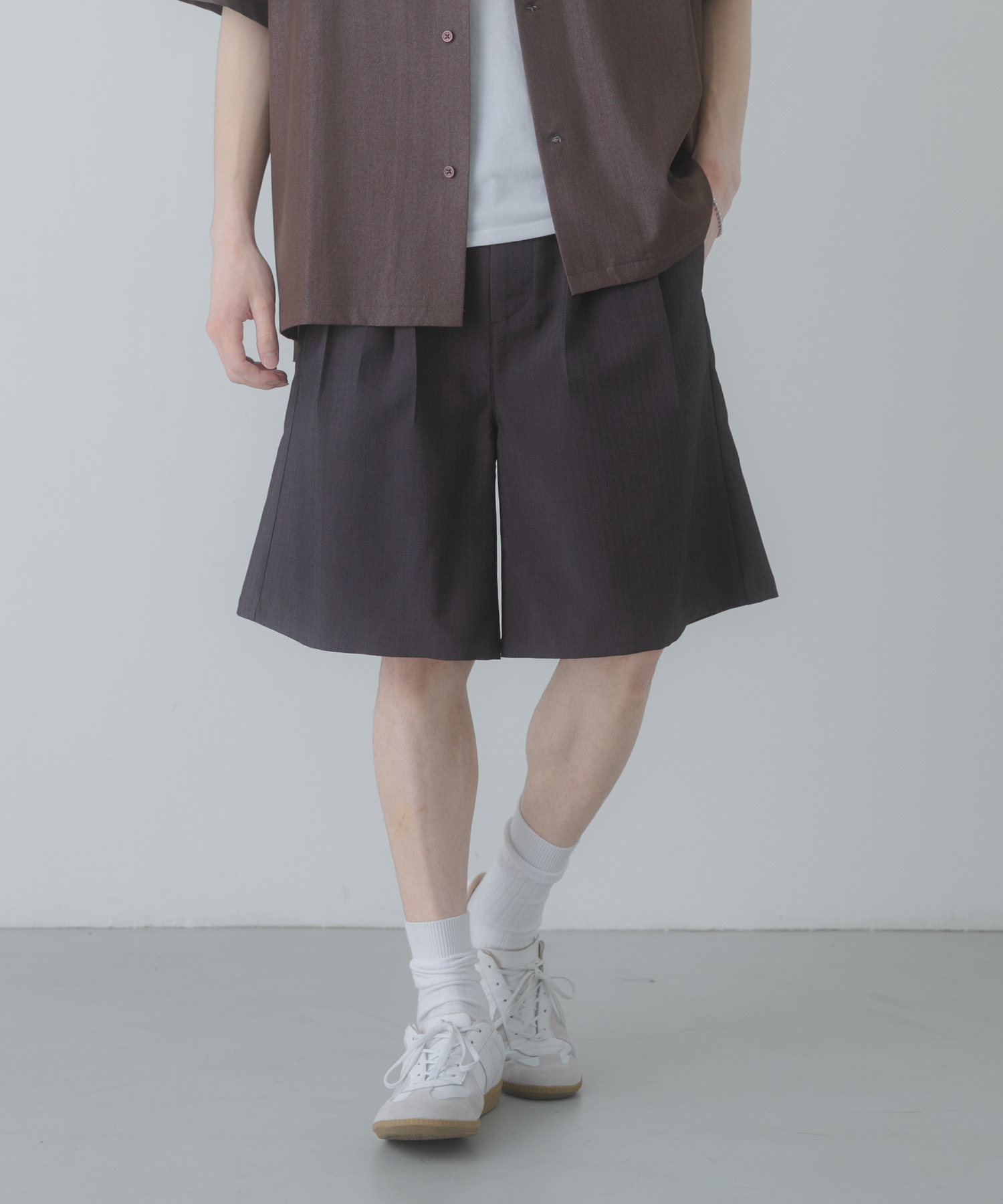 ピンストライプワイドバギーショーツ