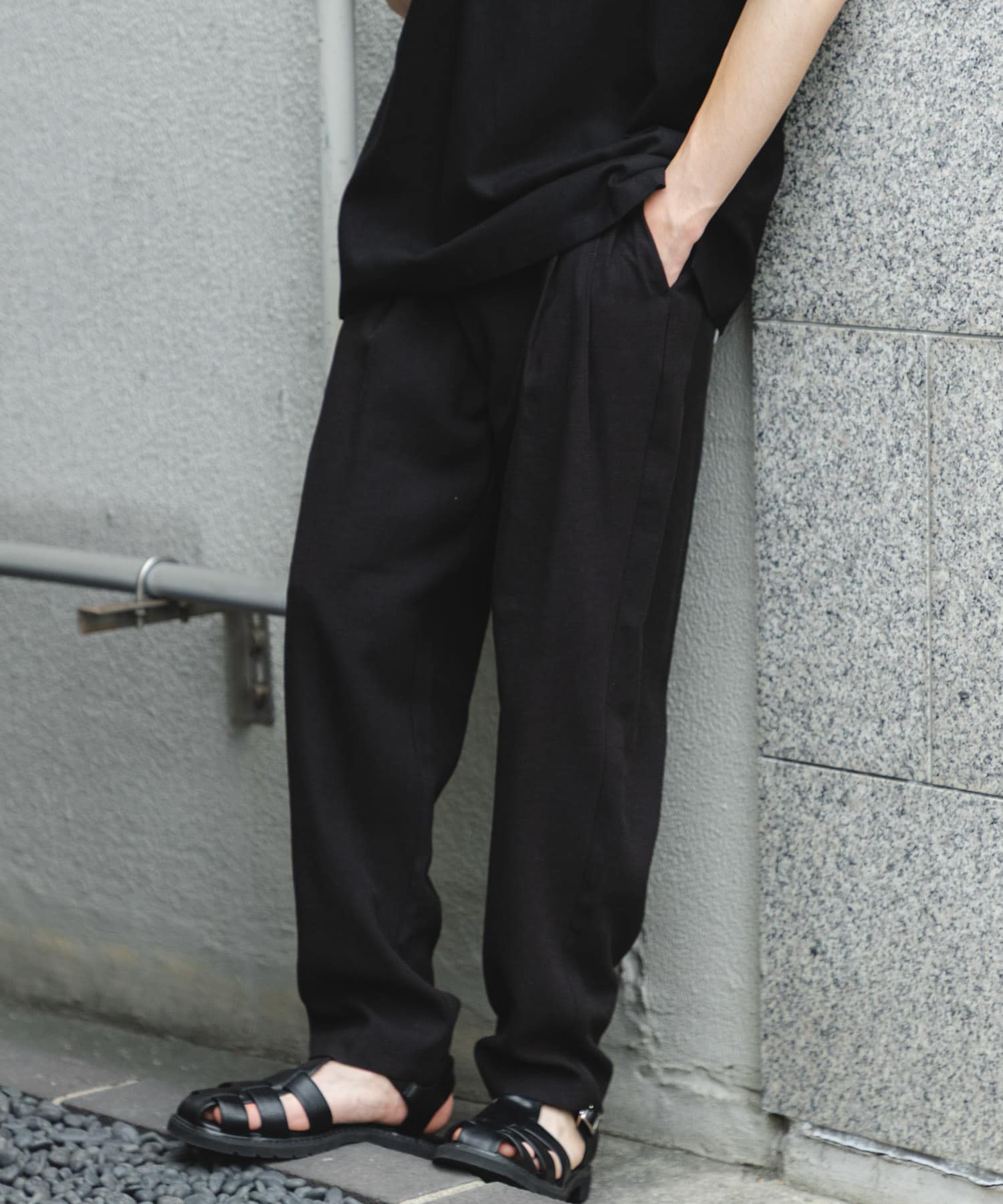 リネンブレンド2タックテーパードパンツ(M BEIGE): ボトム｜URBAN