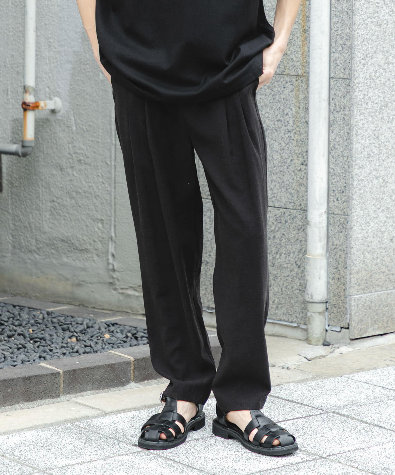 リネンブレンド2タックテーパードパンツ(M BEIGE): ボトム｜URBAN
