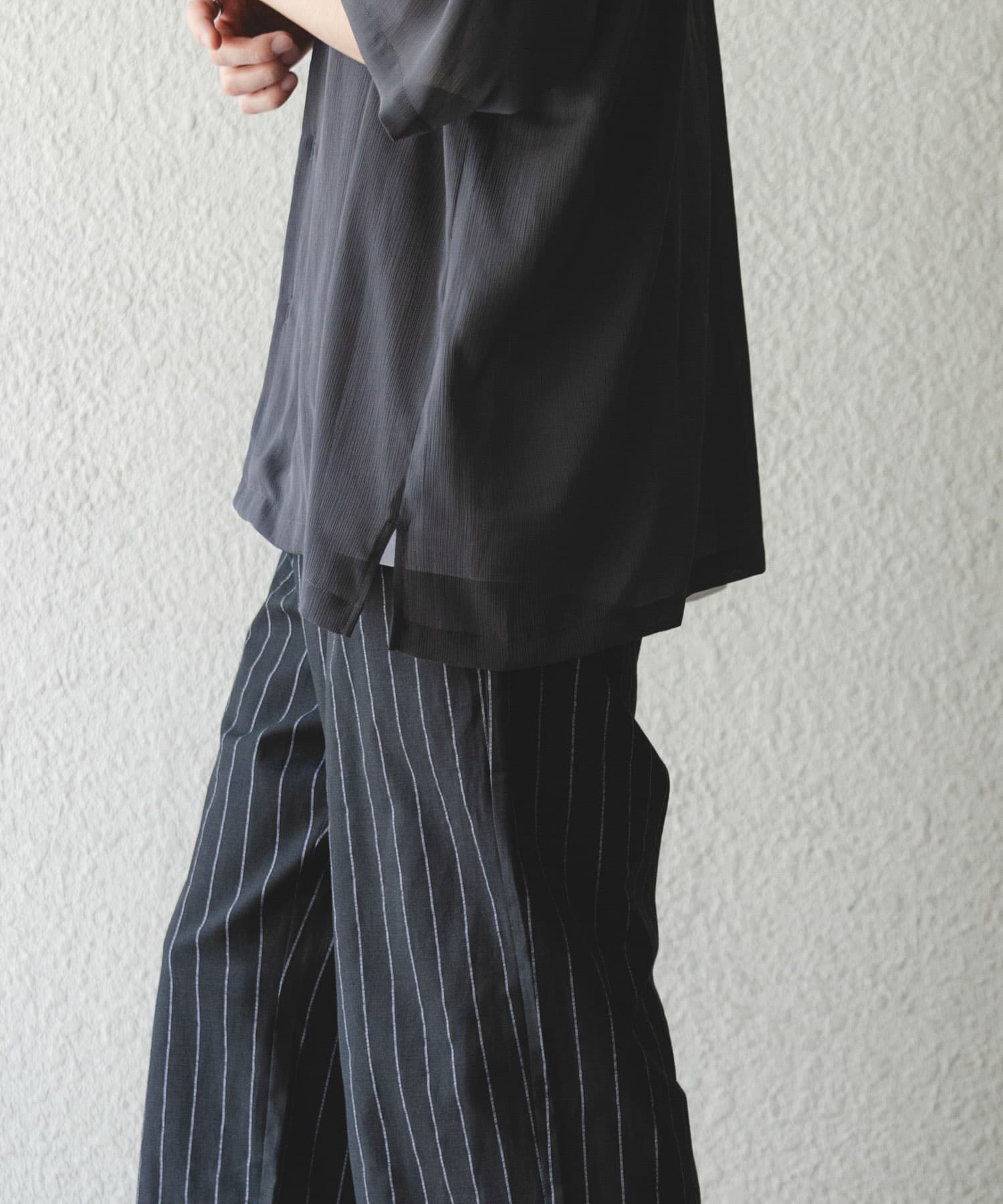 BLK×WHT