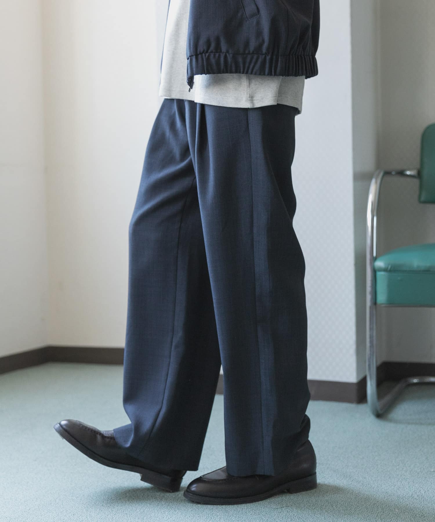 『UR TECH DRYLUXE』リネンライクワイドパンツ