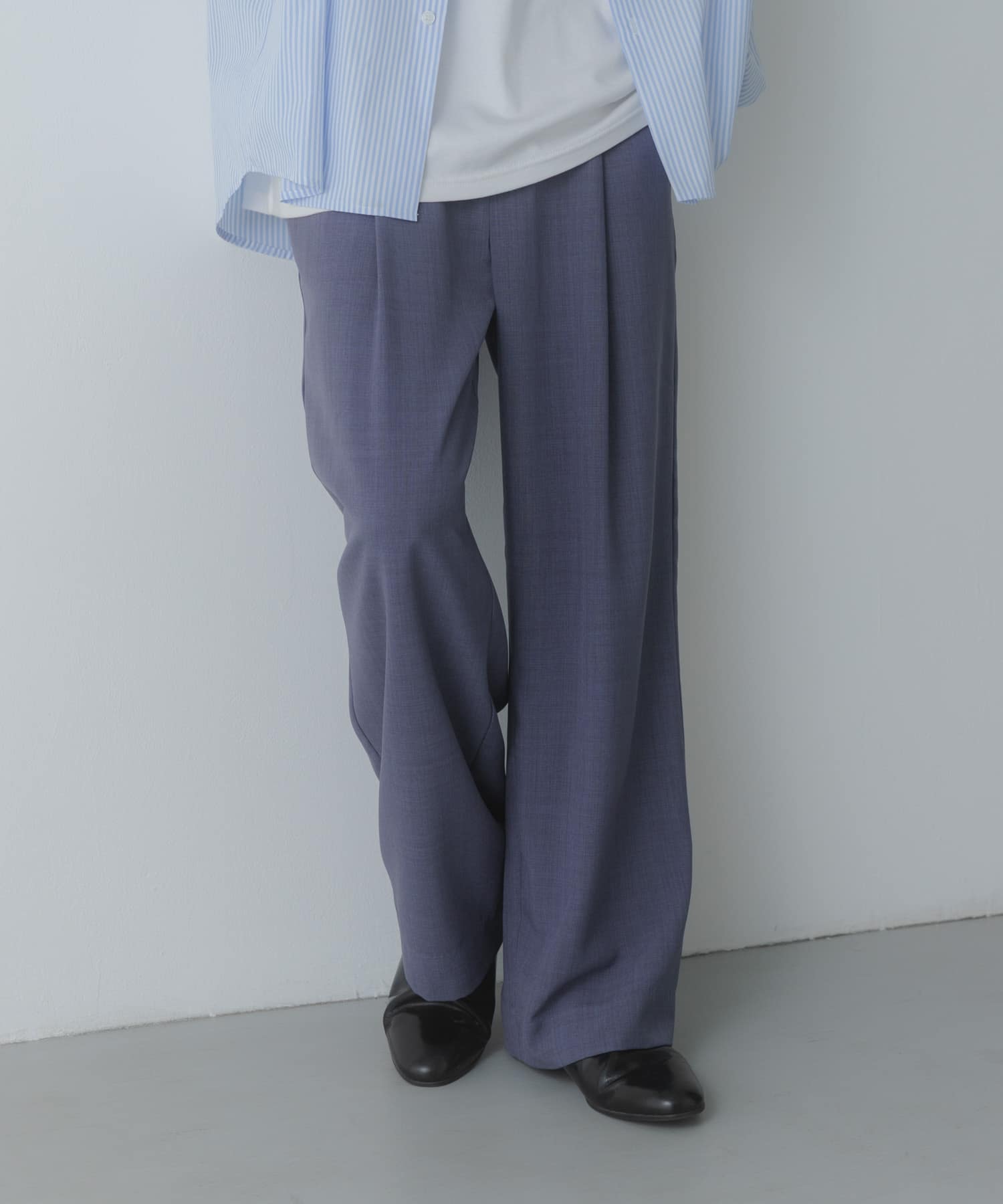 LILAC GRAY