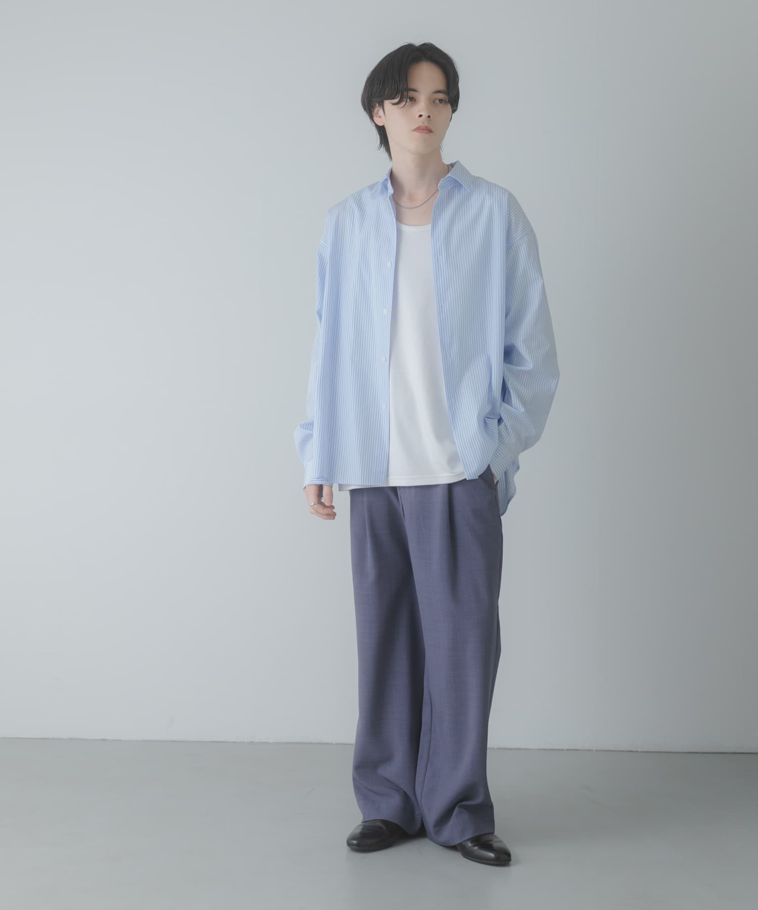 LILAC GRAY