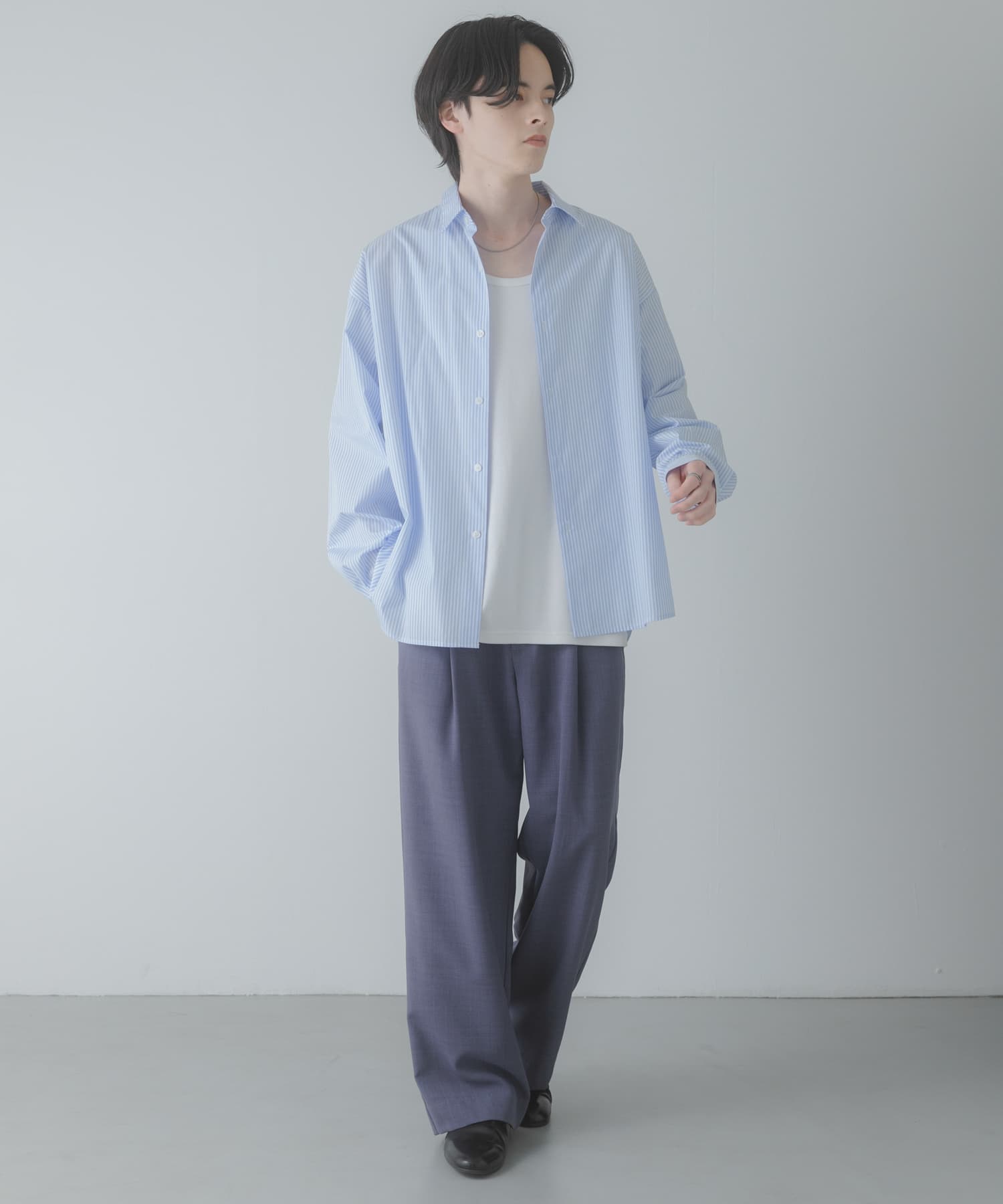 LILAC GRAY
