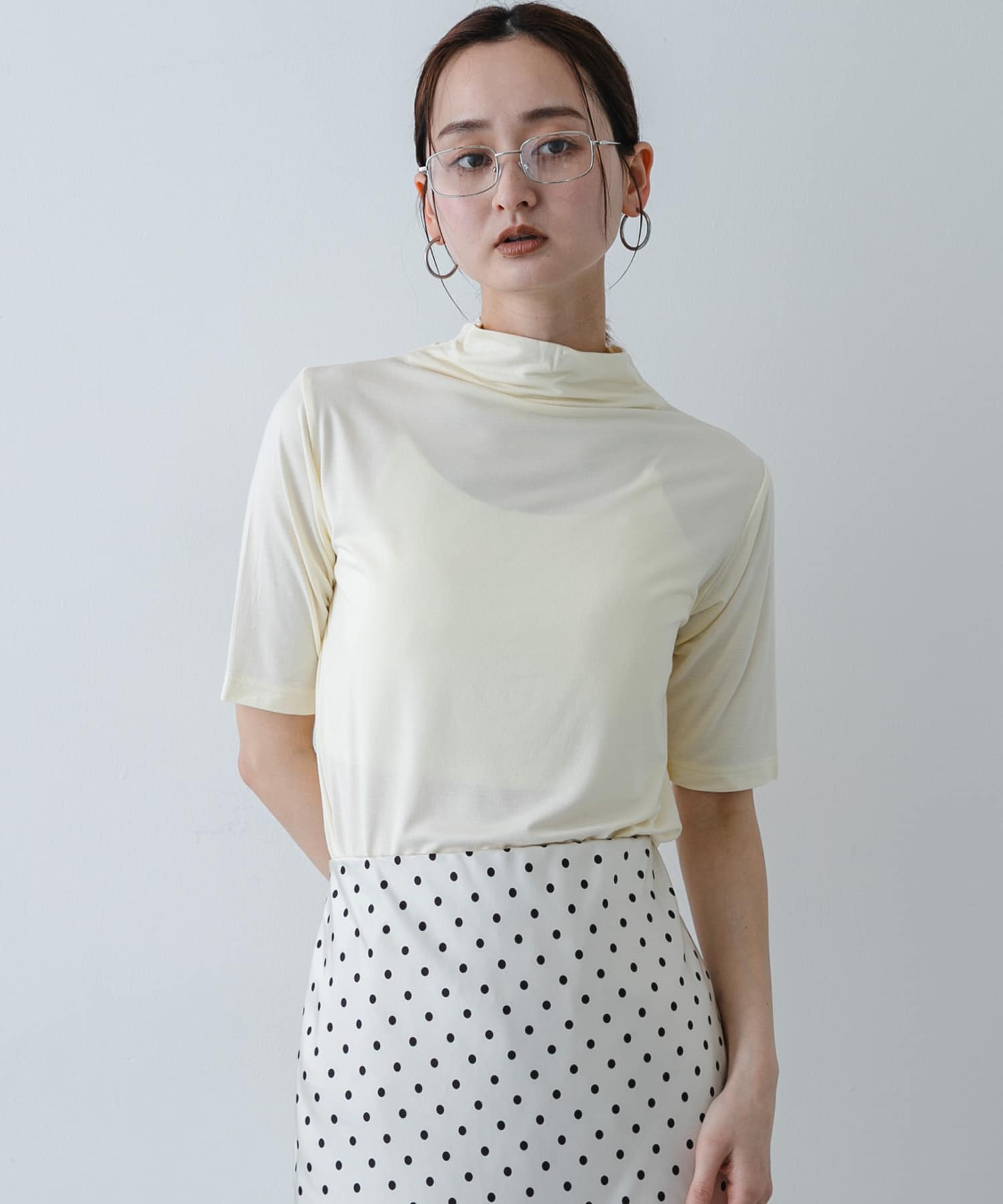 身長：169cm サイズ：one