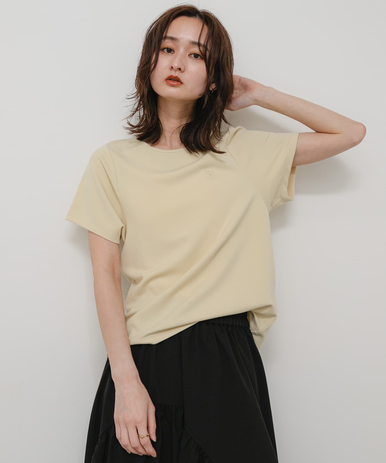 Y.BEIGE