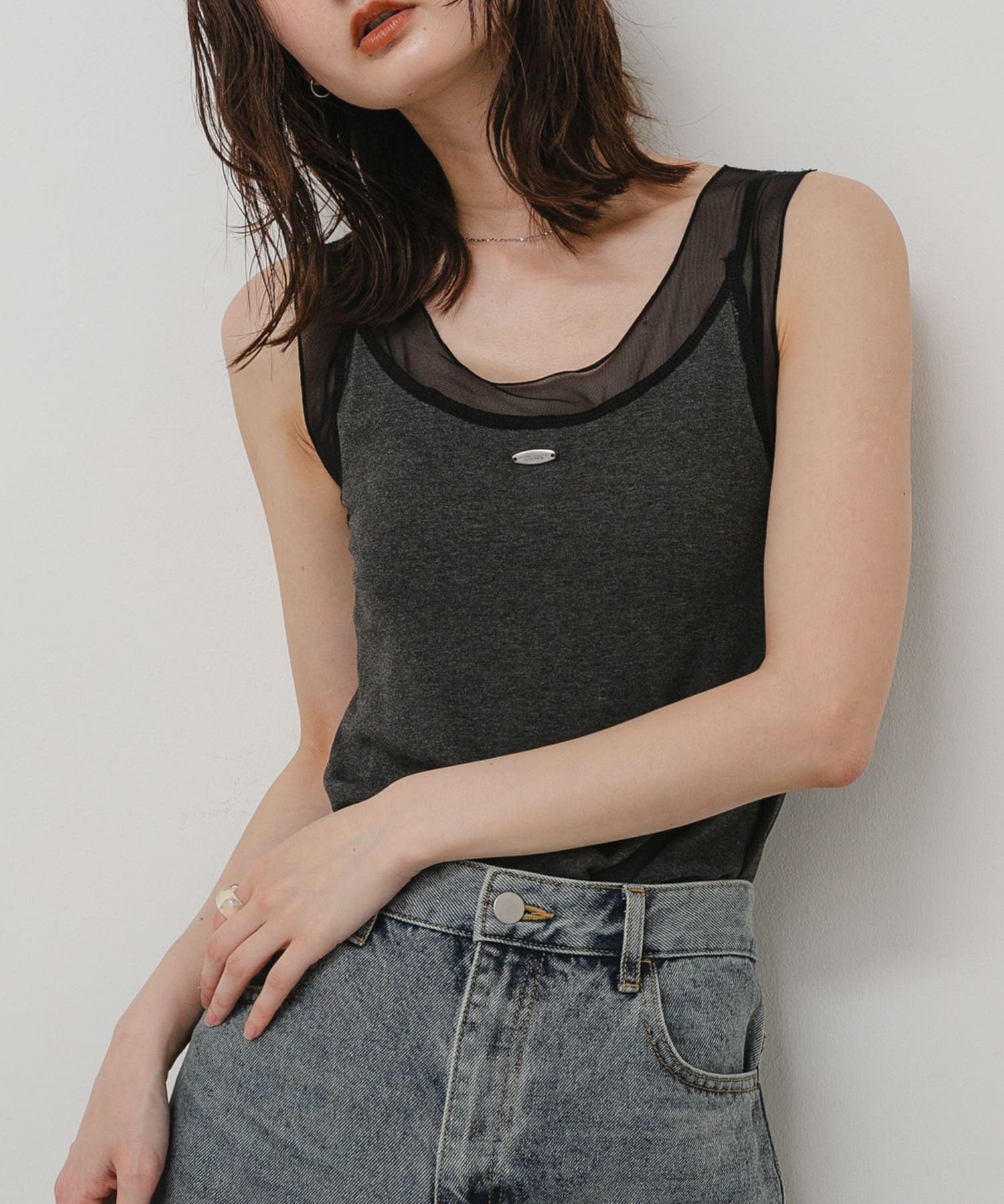 GRAY