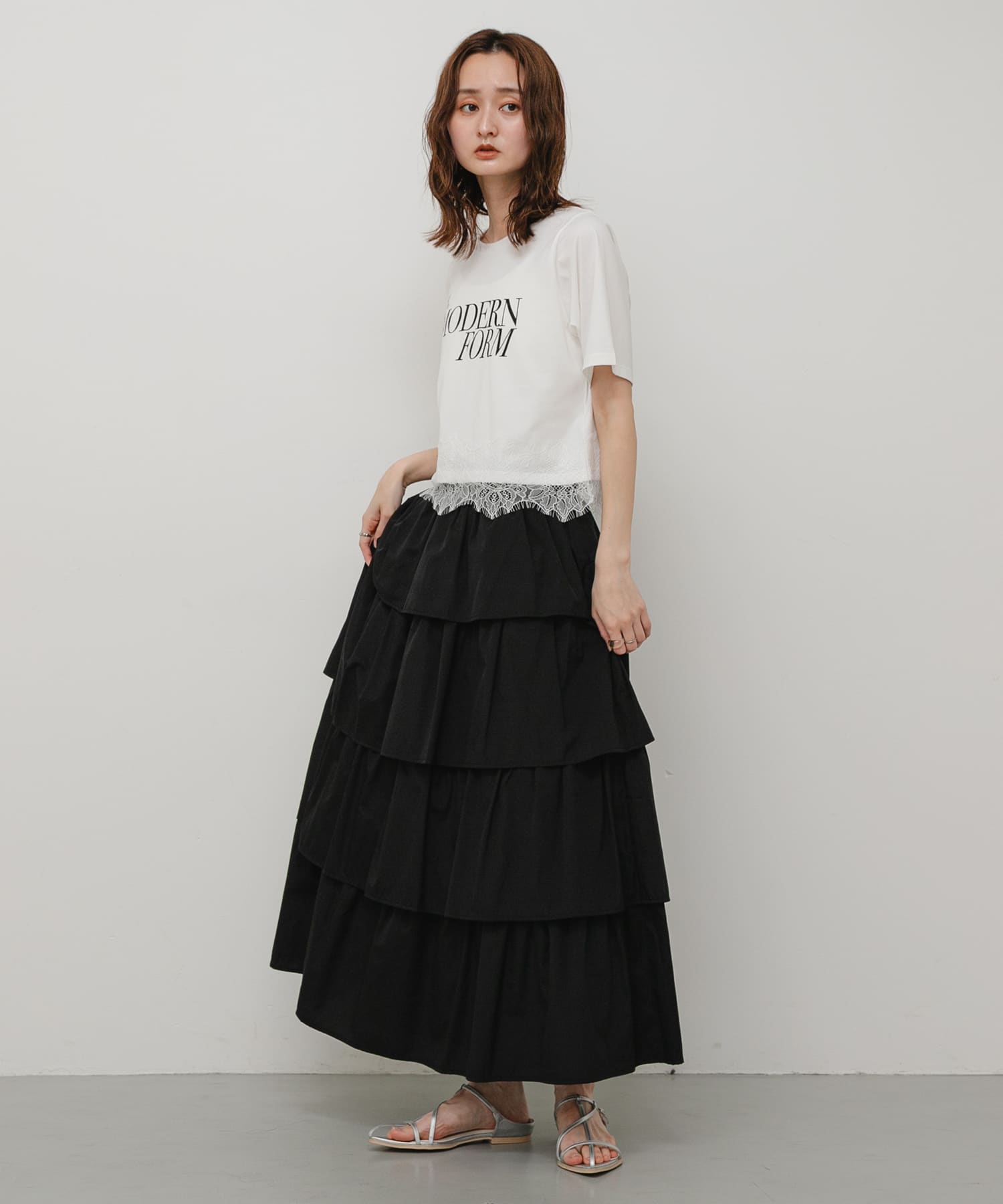 OFF WHITE