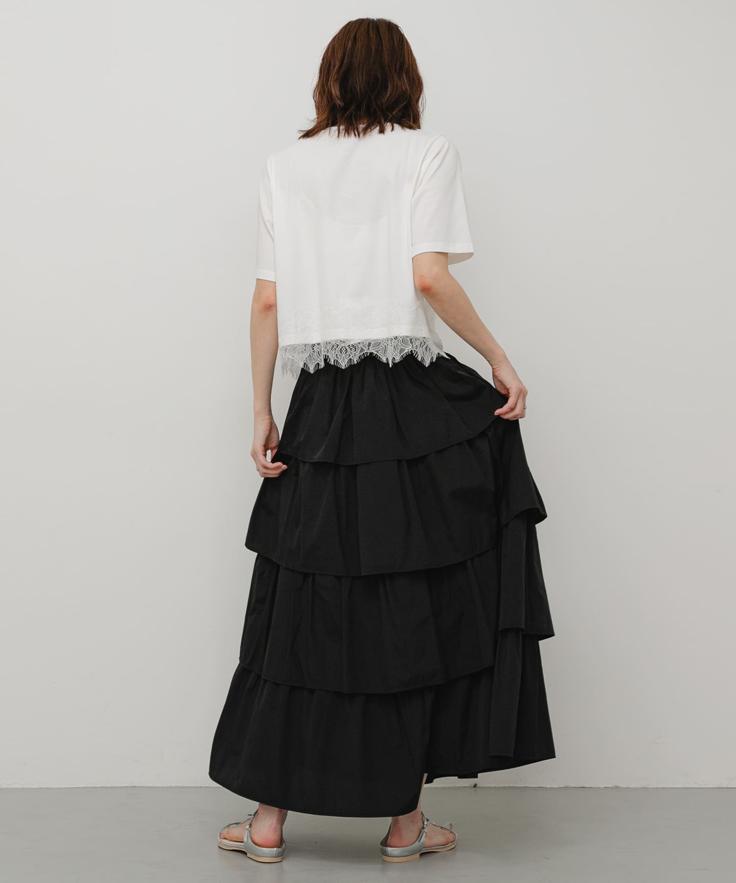 OFF WHITE