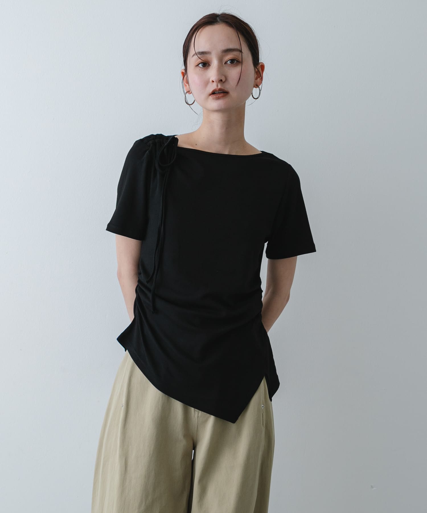 身長：169cm サイズ：one