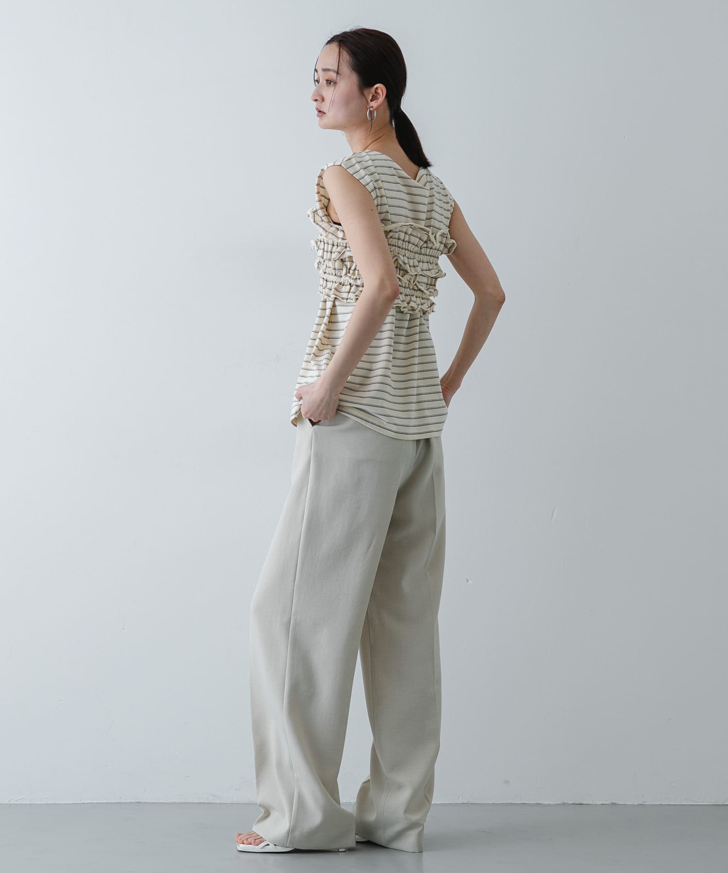 ボーダーカットビスチェセット IVORY One