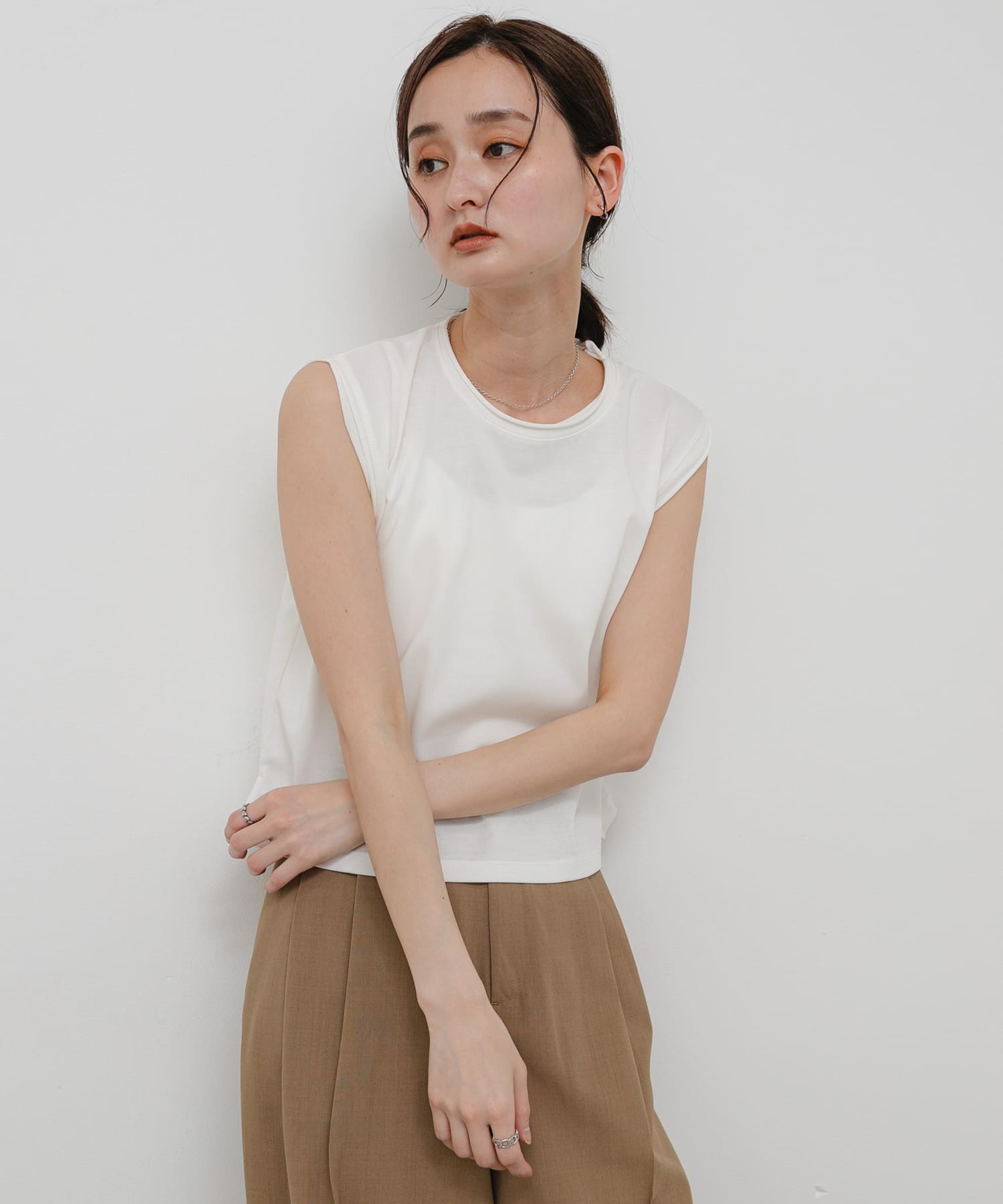 身長：169cm サイズ：one