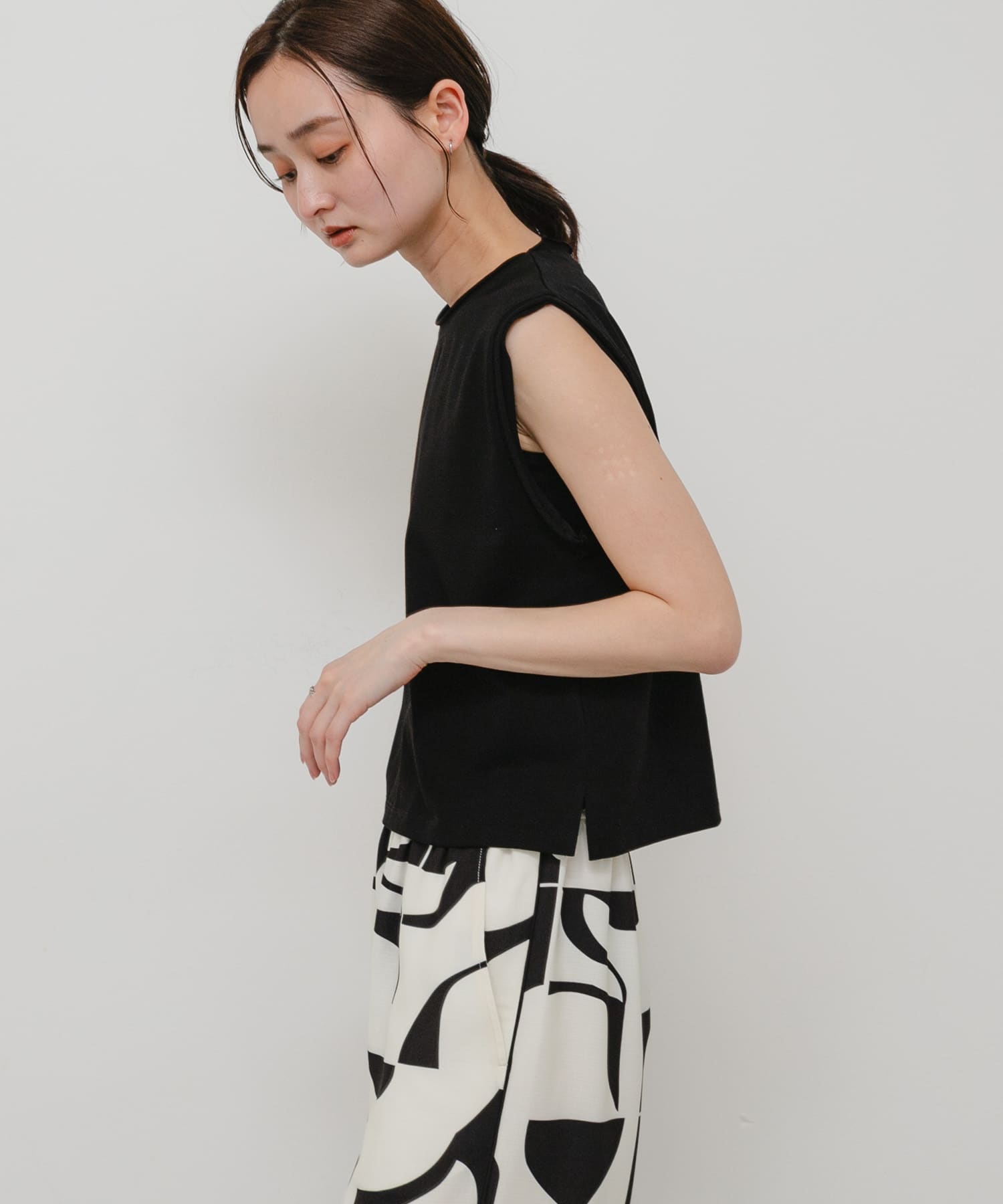 身長：169cm サイズ：one