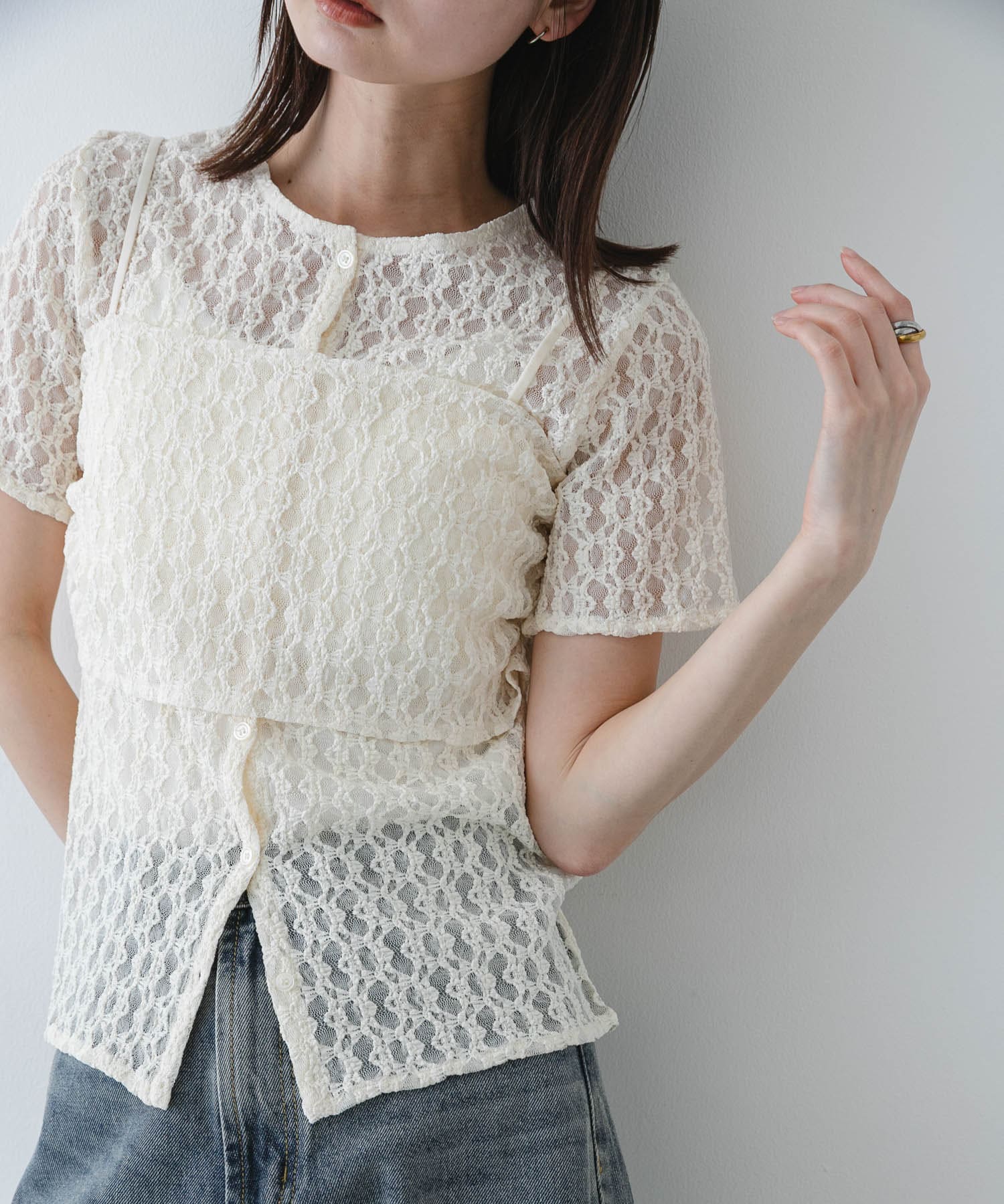 レースビスチェアンサンブルカットトップ