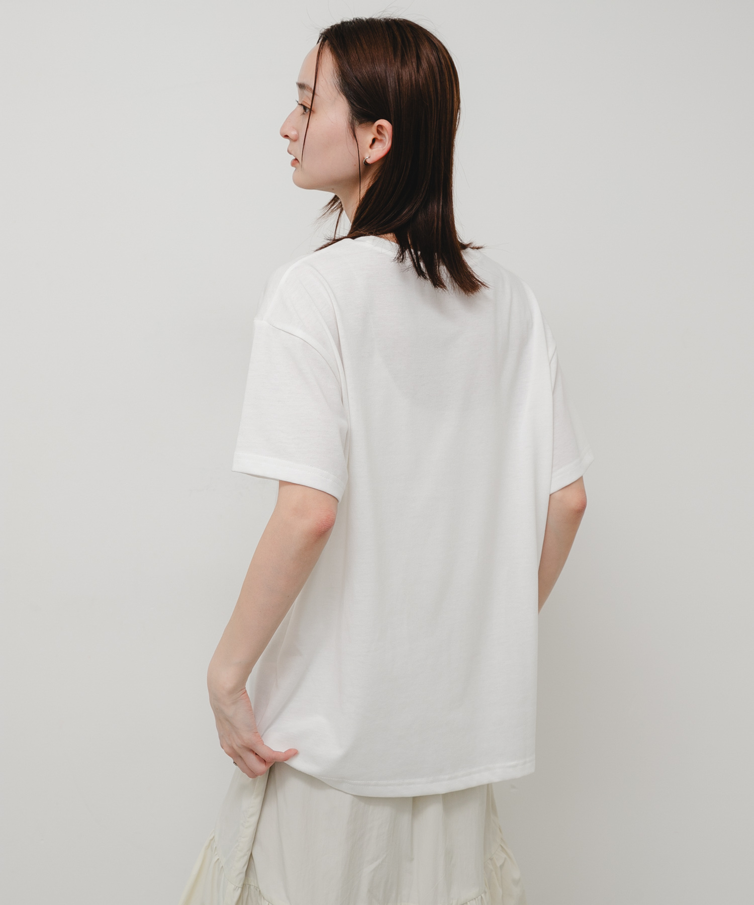 OFF WHITE