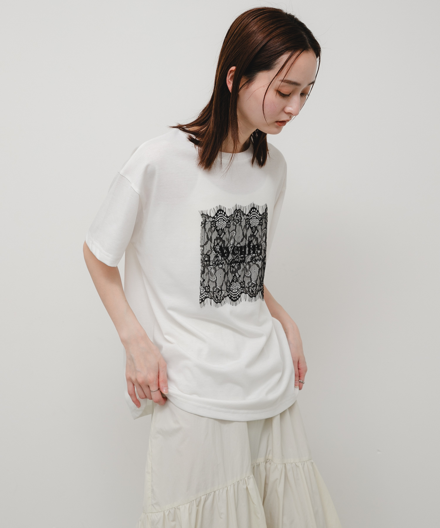 OFF WHITE