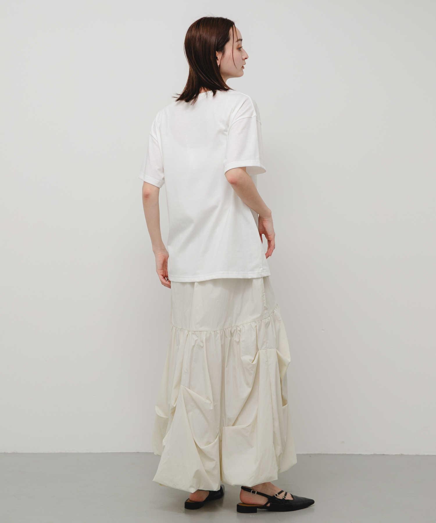 OFF WHITE
