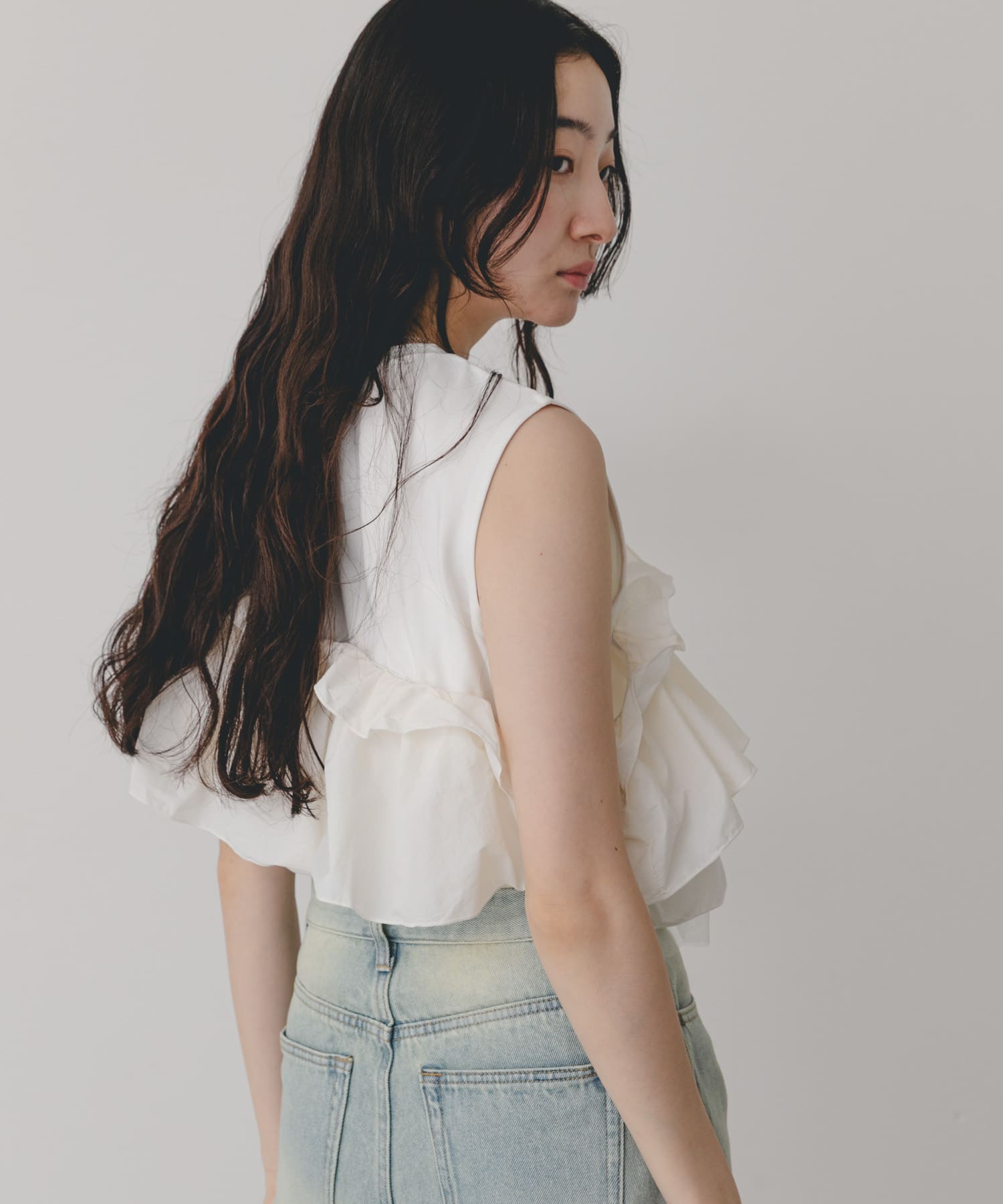 OFF WHITE