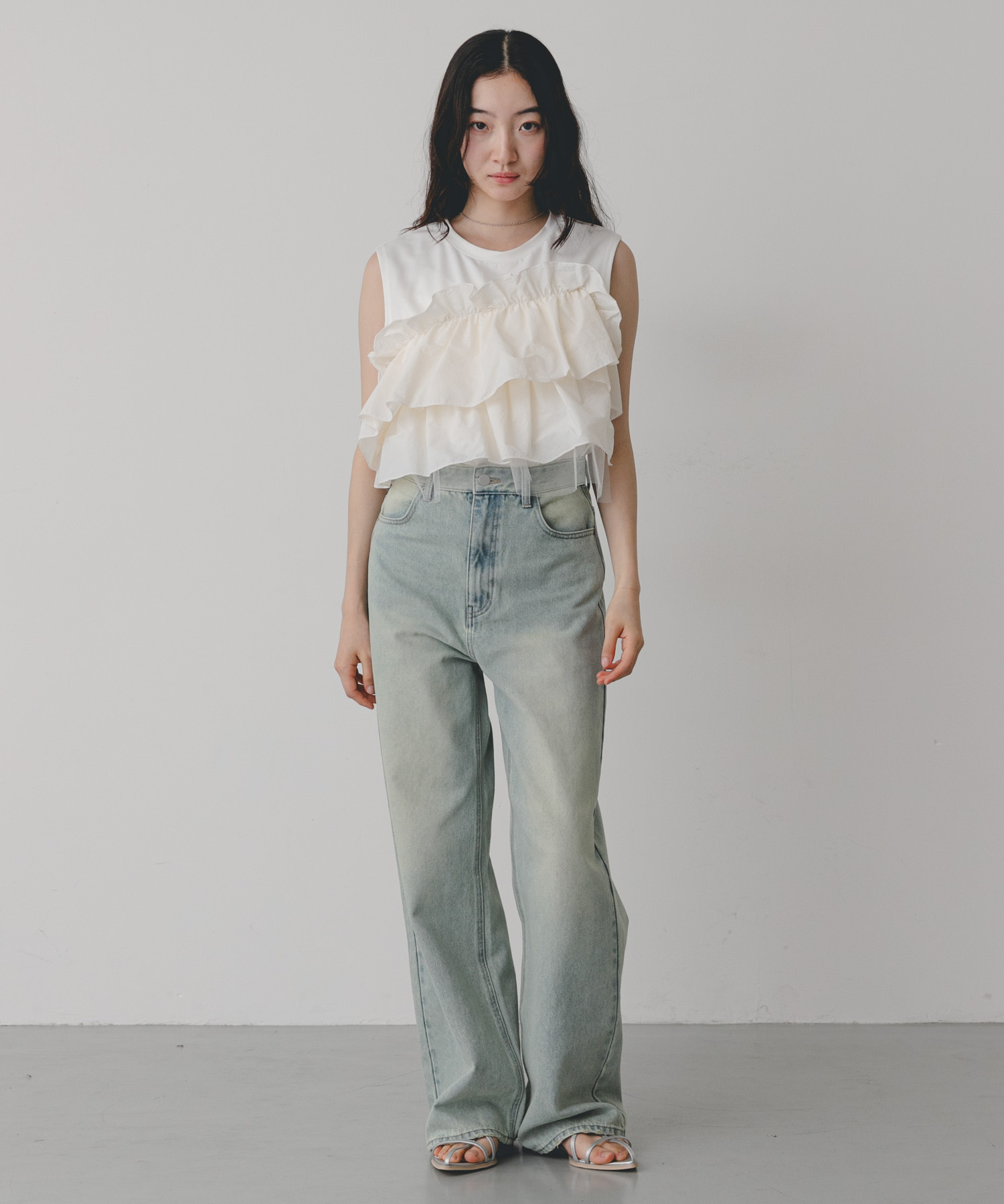 OFF WHITE
