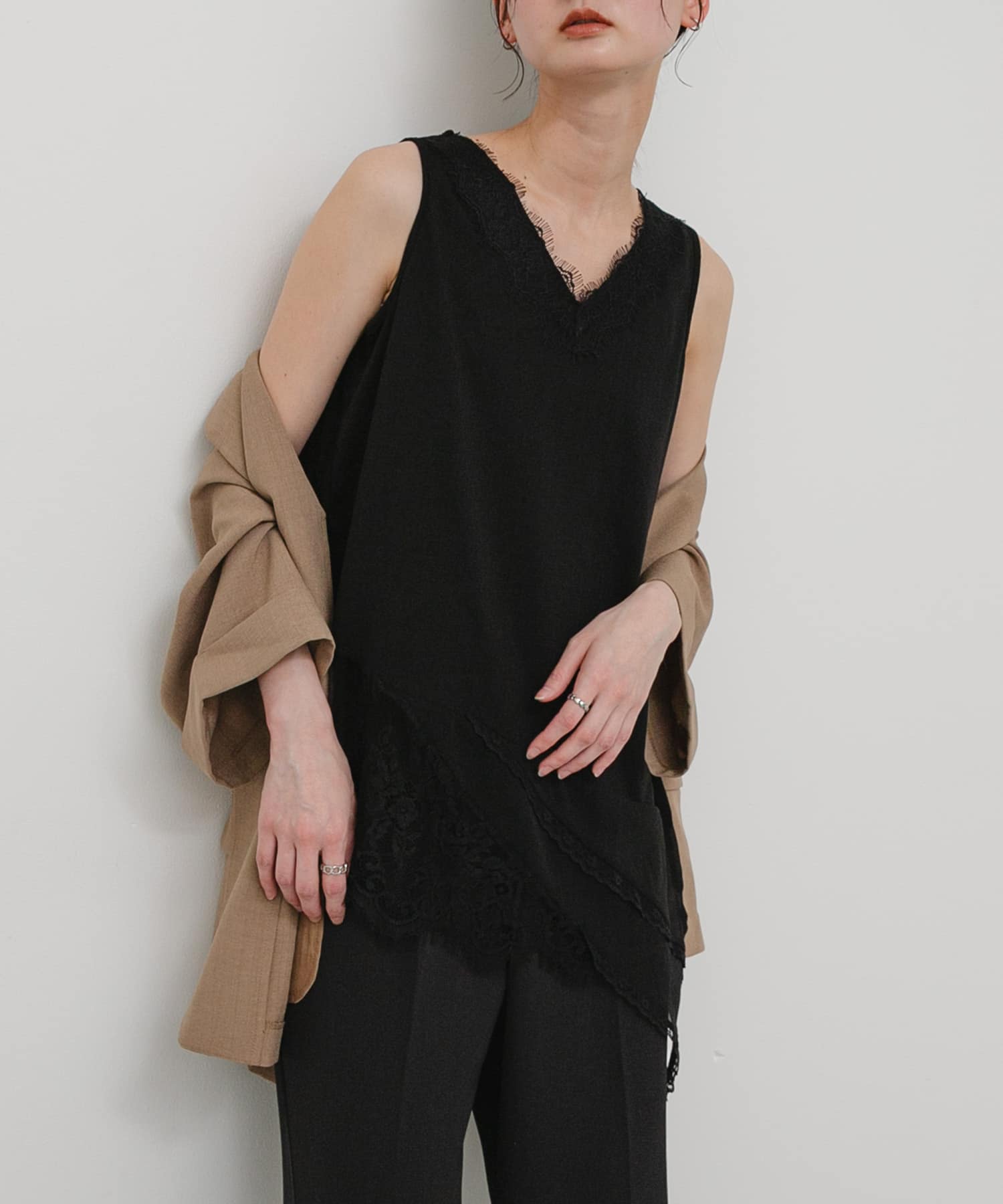 レースドッキングアシメカットトップ