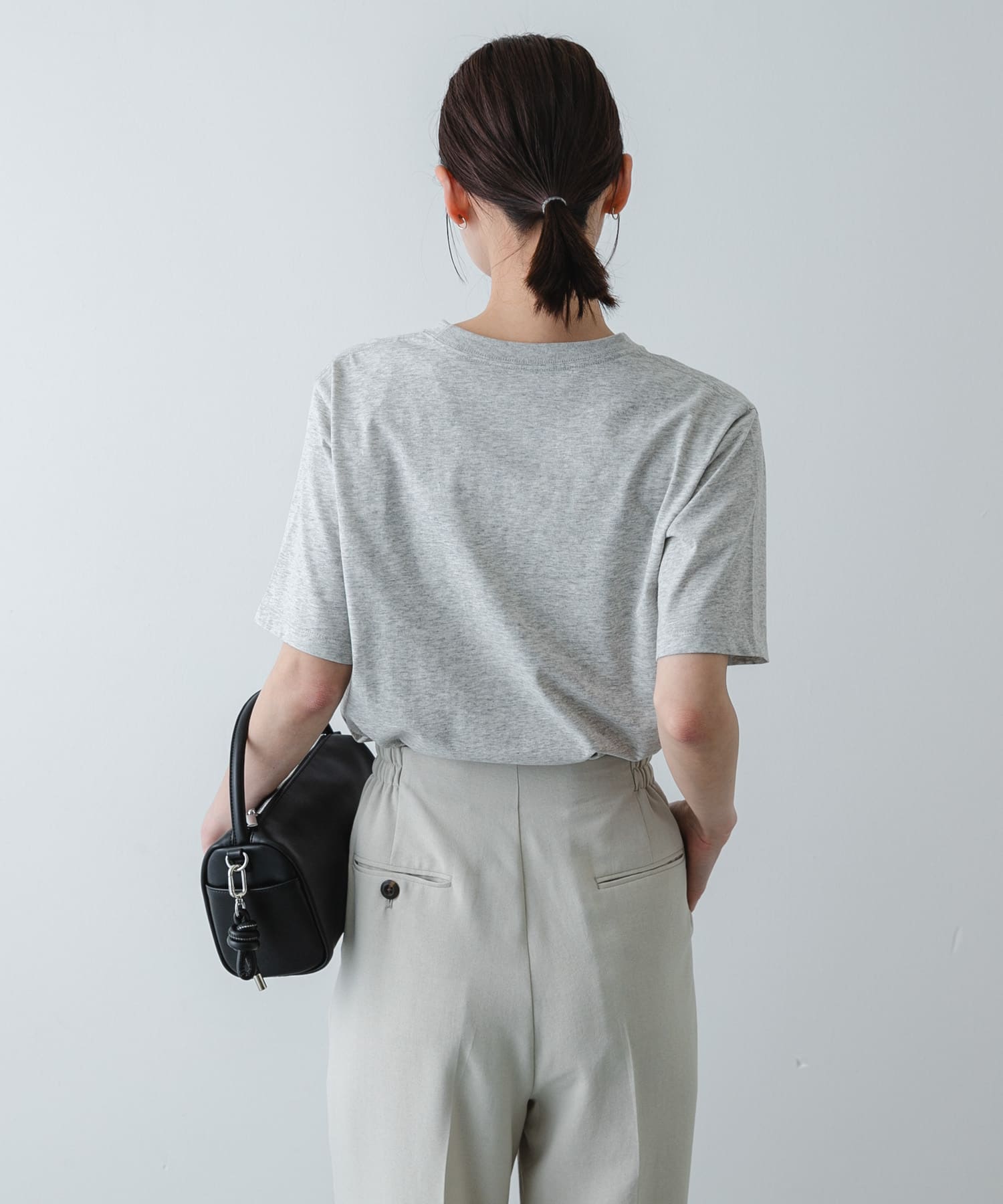 身長：169cm サイズ：one