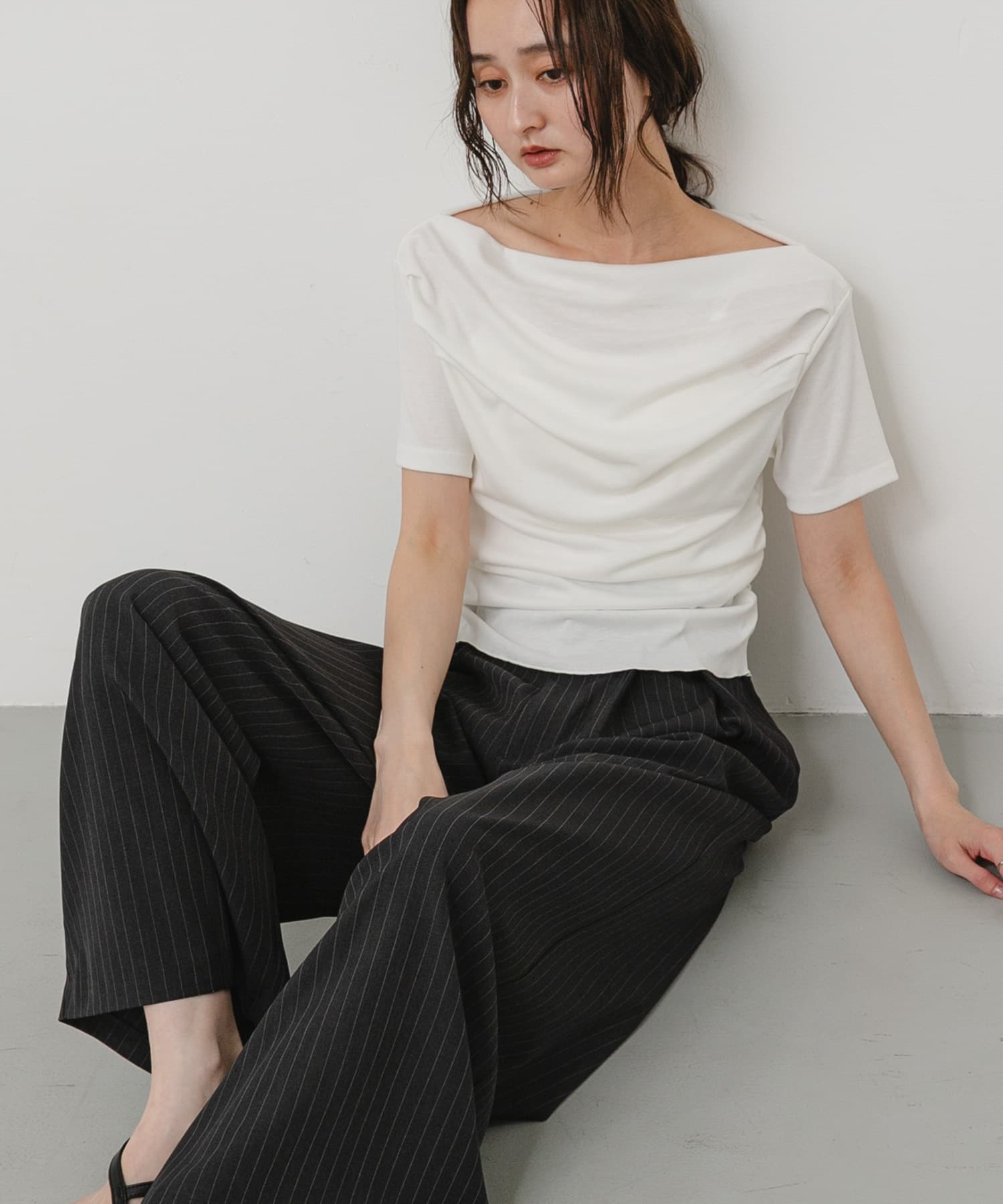 OFF WHITE