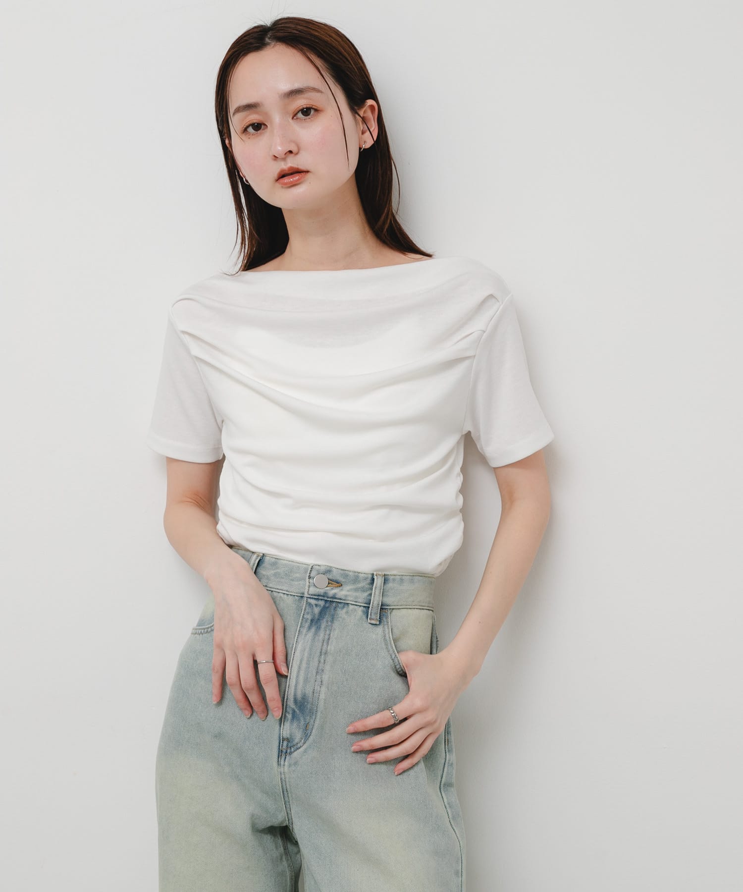 OFF WHITE