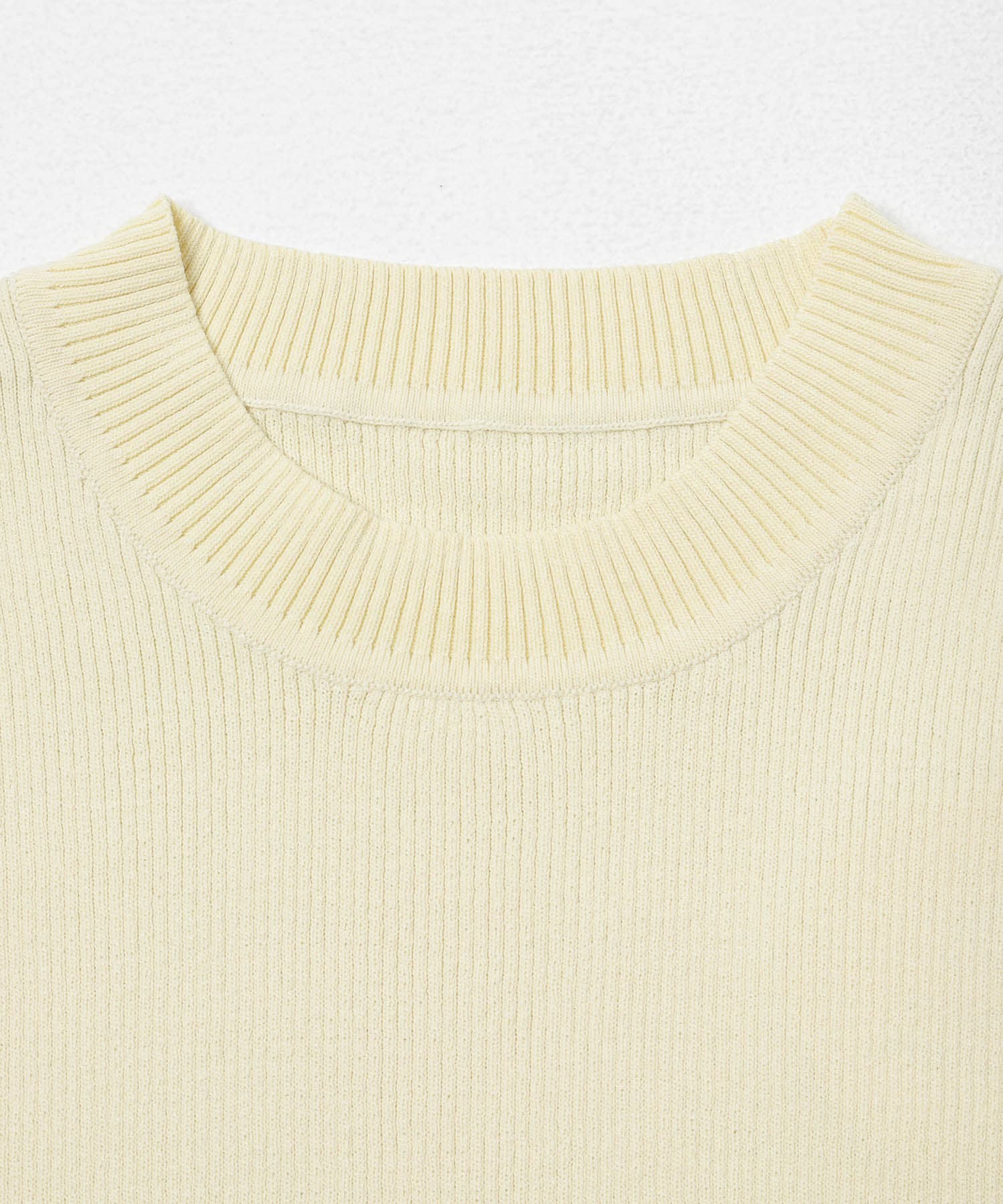 『洗濯可』コンパクトノースリーブセーター IVORY One