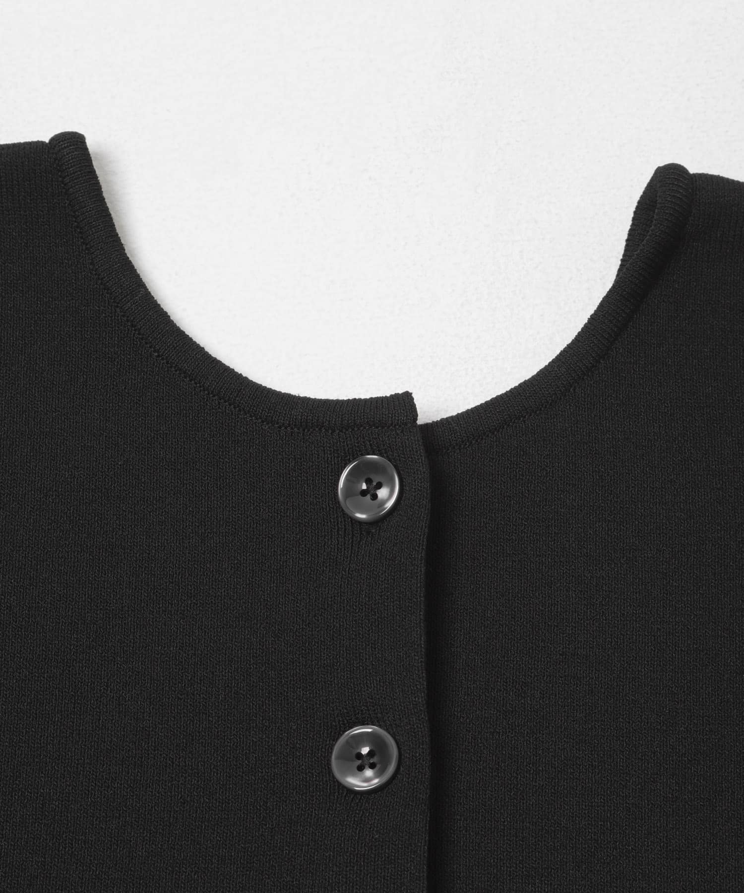 『洗濯可』シェイプラインセーター BLACK One