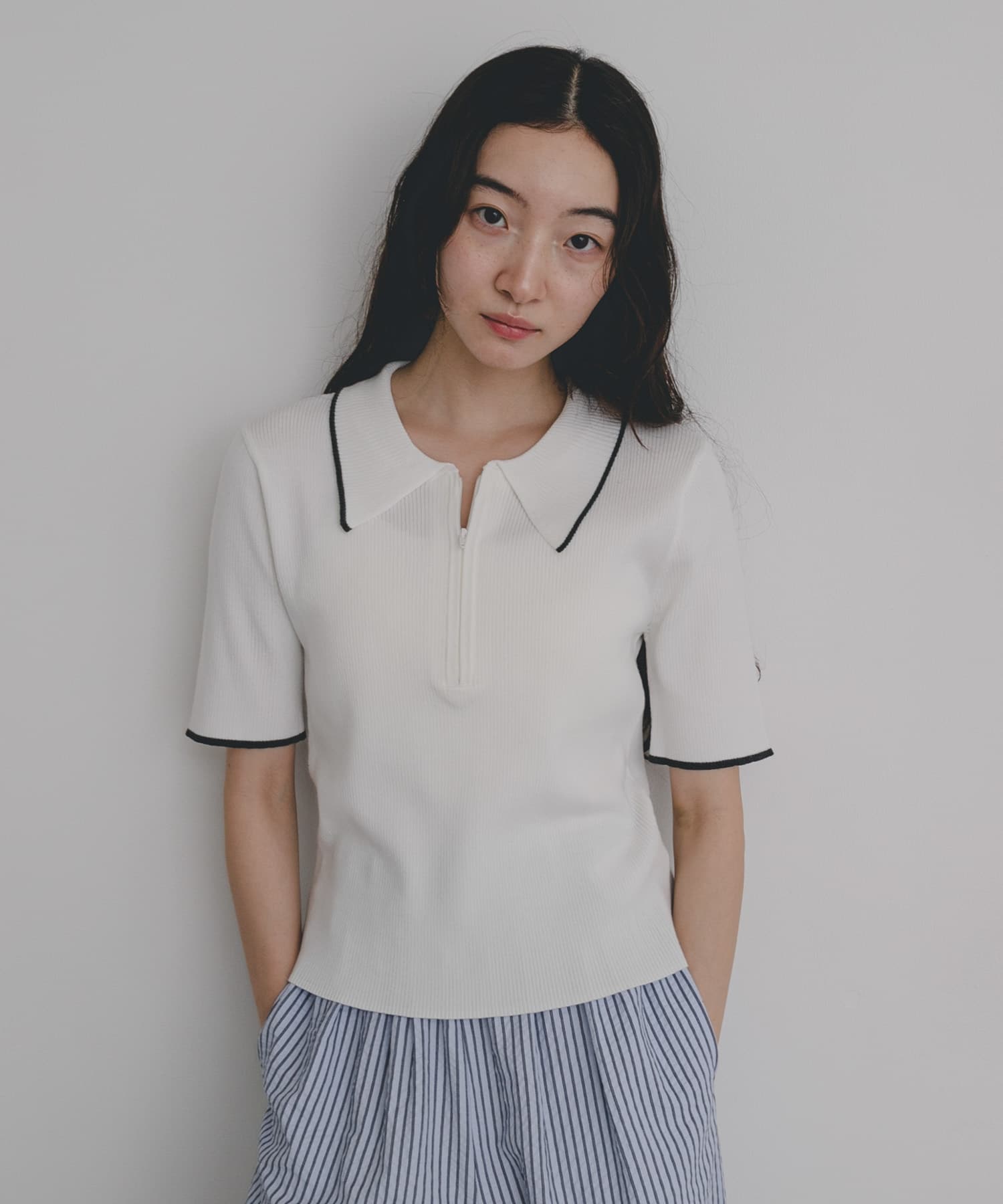洗濯可』ハーフZIPニットポロ(One WHT×CHA): トップス｜URBAN RESEARCH