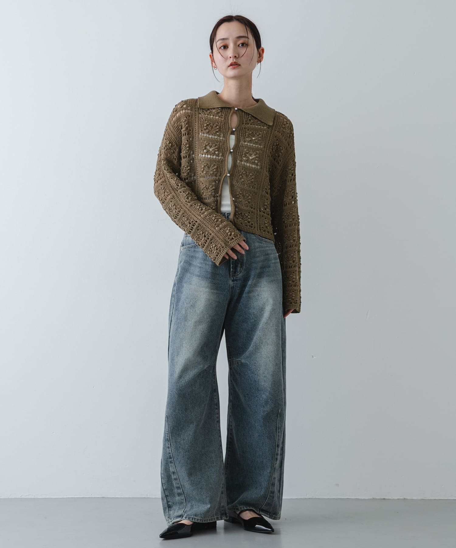 KHAKI