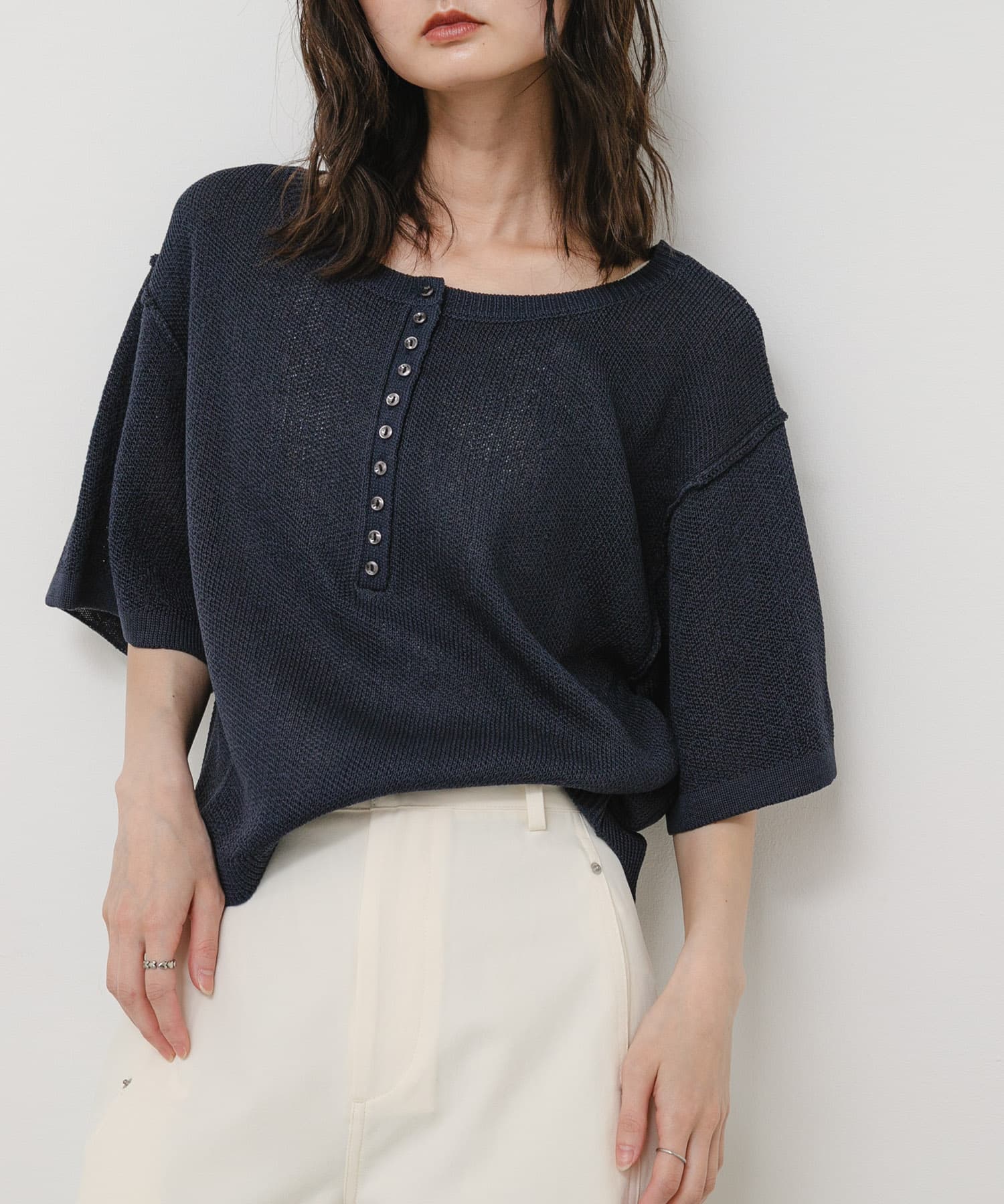 『WEB/一部店舗限定』『洗濯可』ヘンリーネックルーズセーター