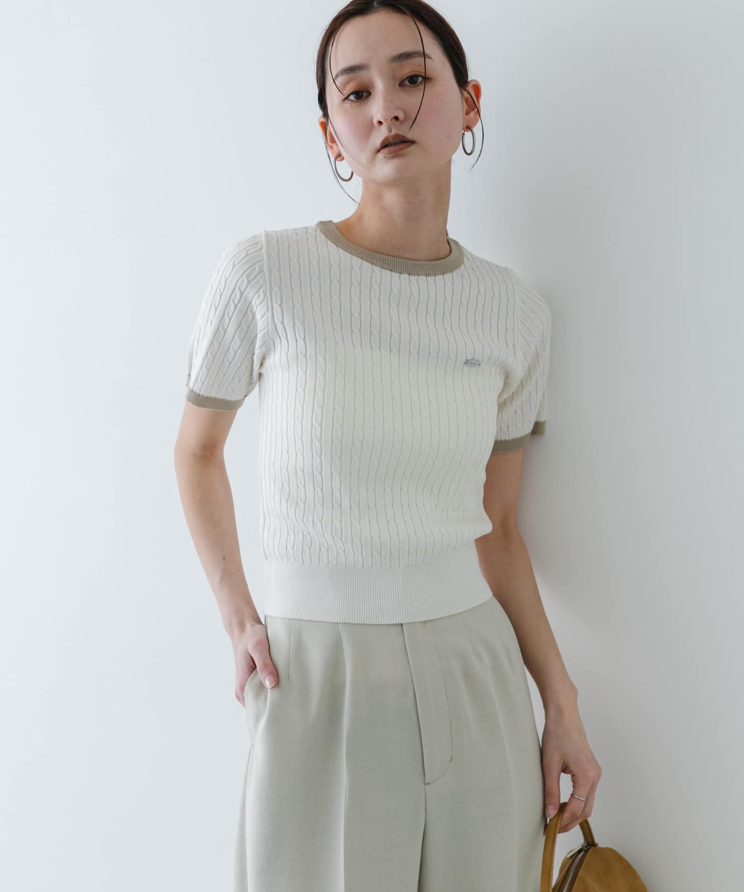 『洗濯可』バイカラーケーブルセーター