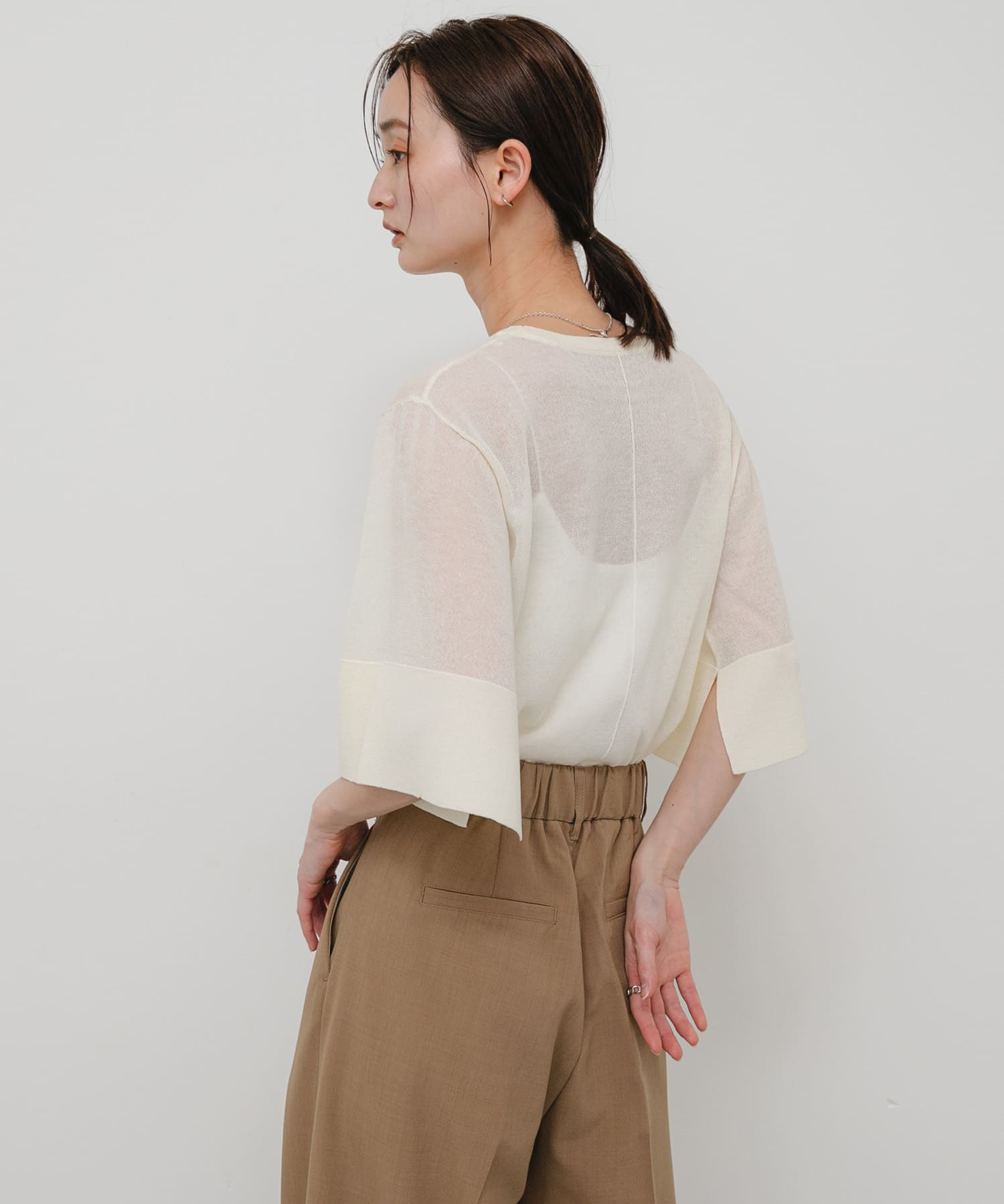 『洗濯可』UVケアワイドスリーブシアーニット OFF WHITE One
