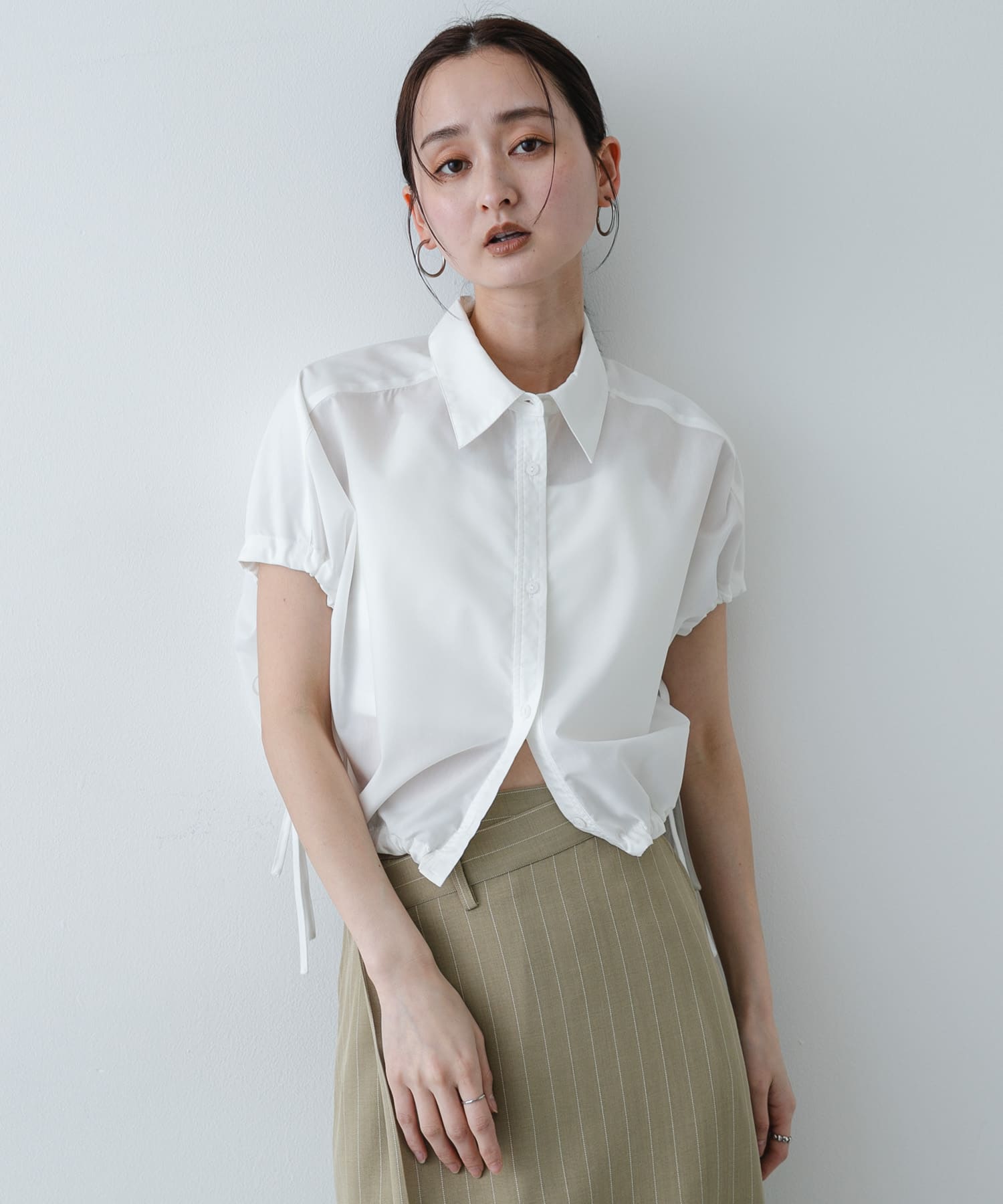 OFF WHITE