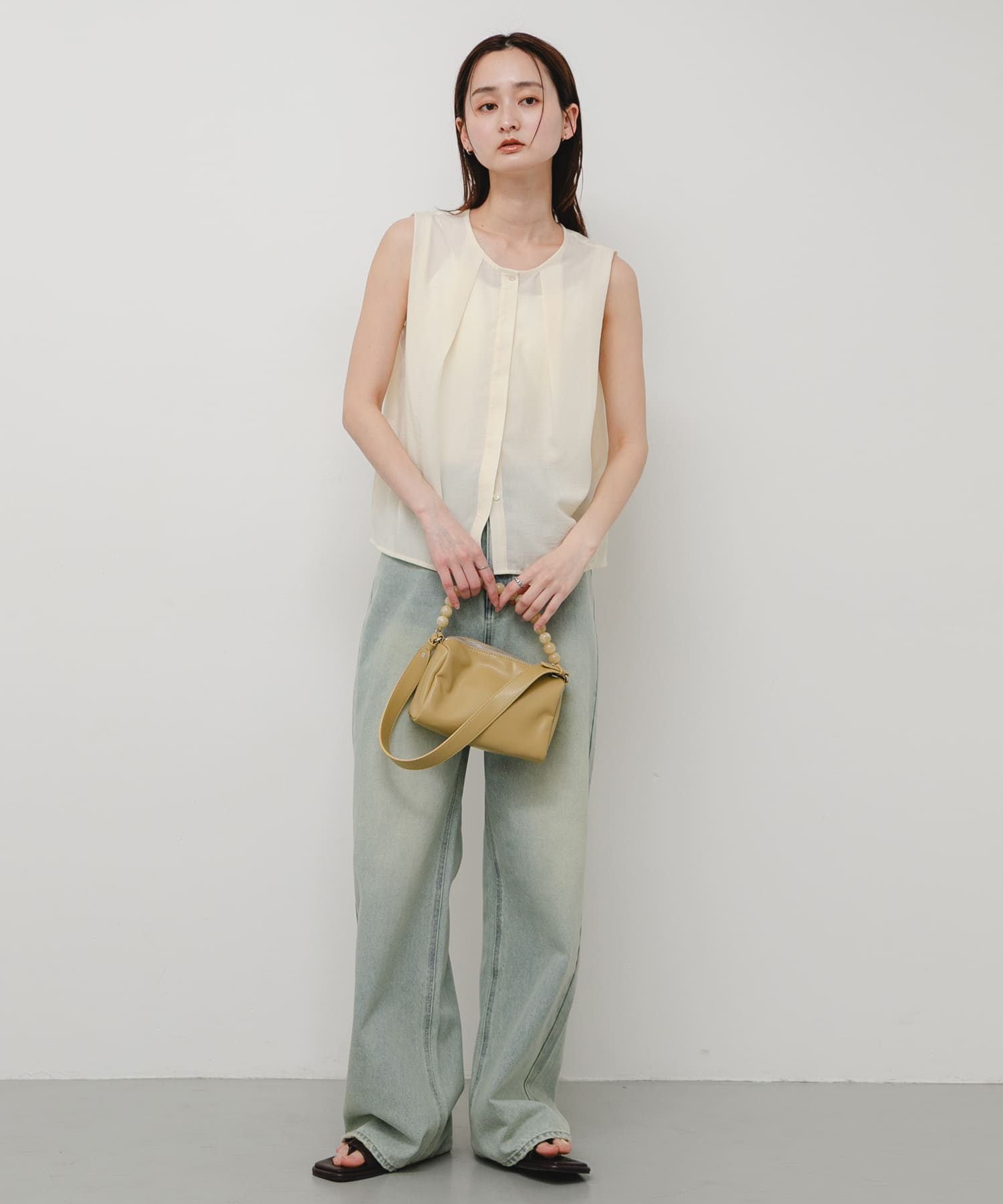 身長：169cm サイズ：one