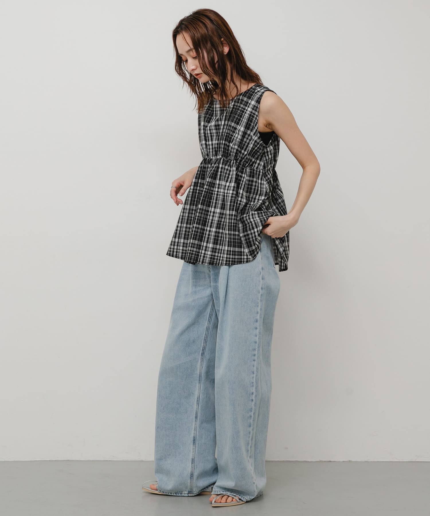 身長：169cm サイズ：one