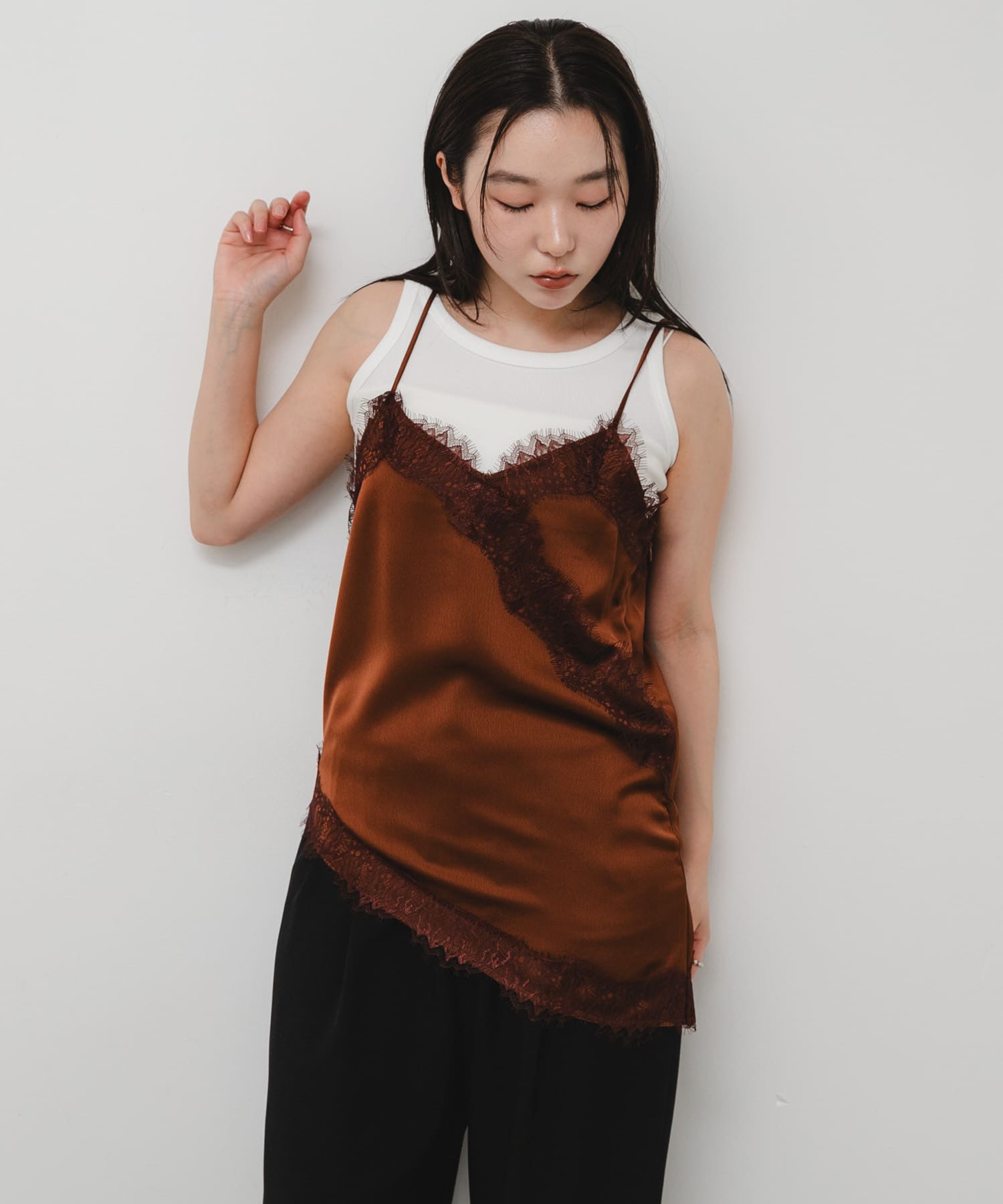 misha&puff Rumi Top キャミソール アシメヘムレースキャミソール(One BLACK): トップス｜URBAN RESEARCH