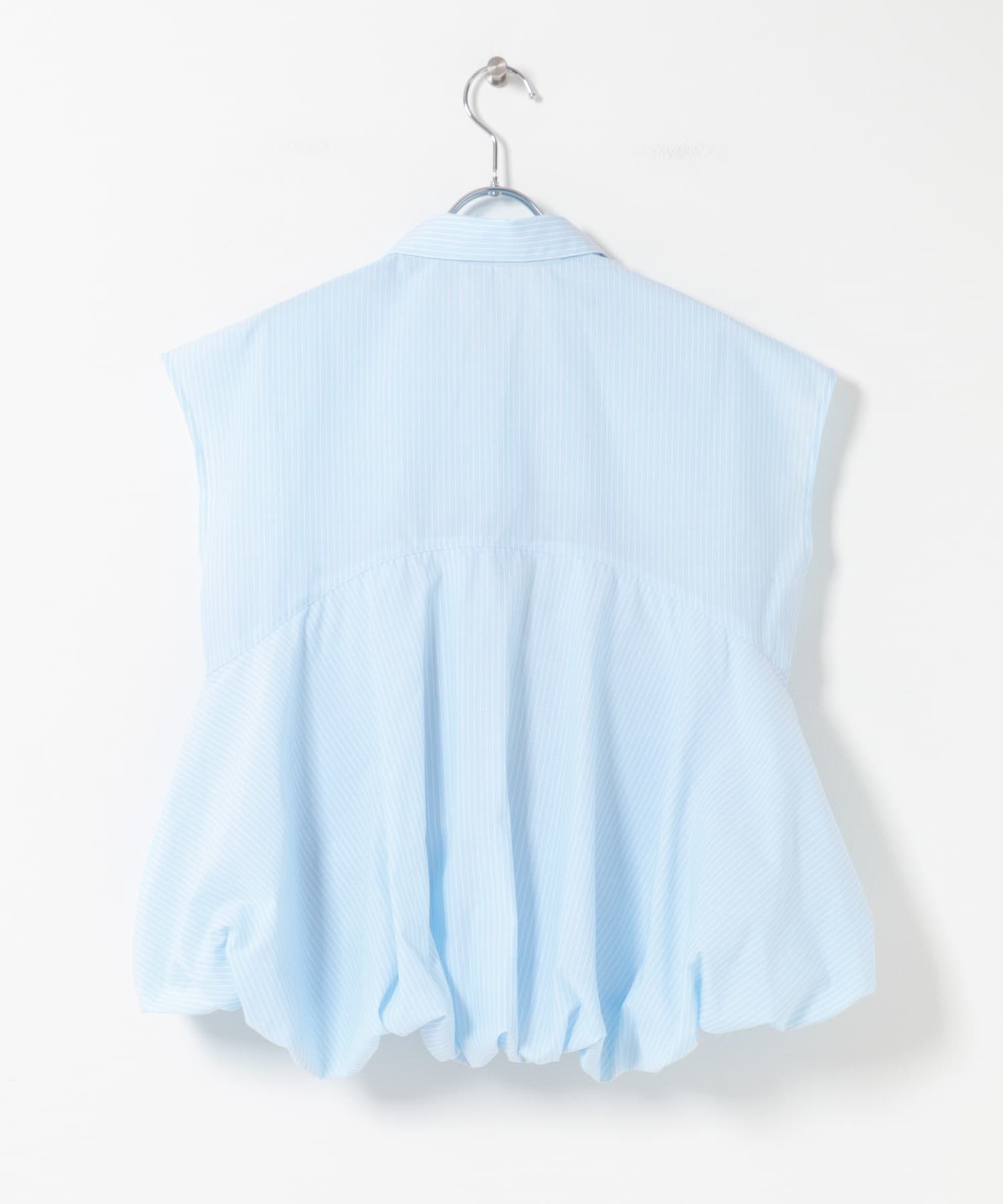 BLU×WHT