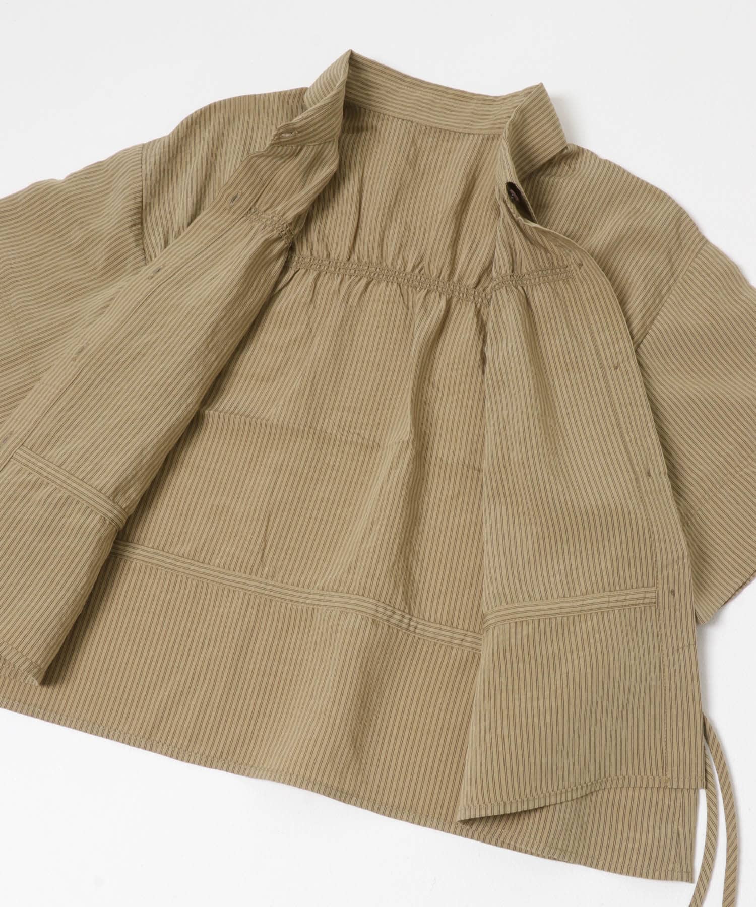 クロップドペプラムシャーリングシャツ BEG×BRN One