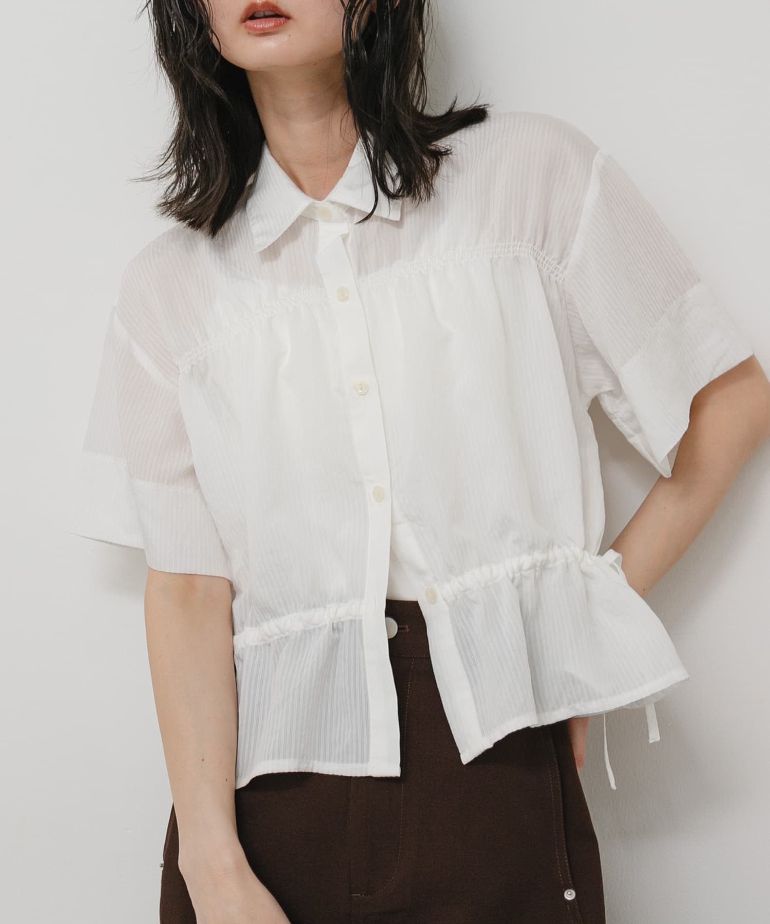 クロップドペプラムシャーリングシャツ